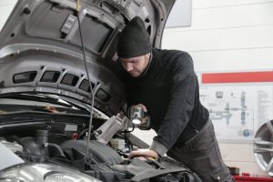 3 Signs Your Chrysler Vehicle Needs an Alternator Repair