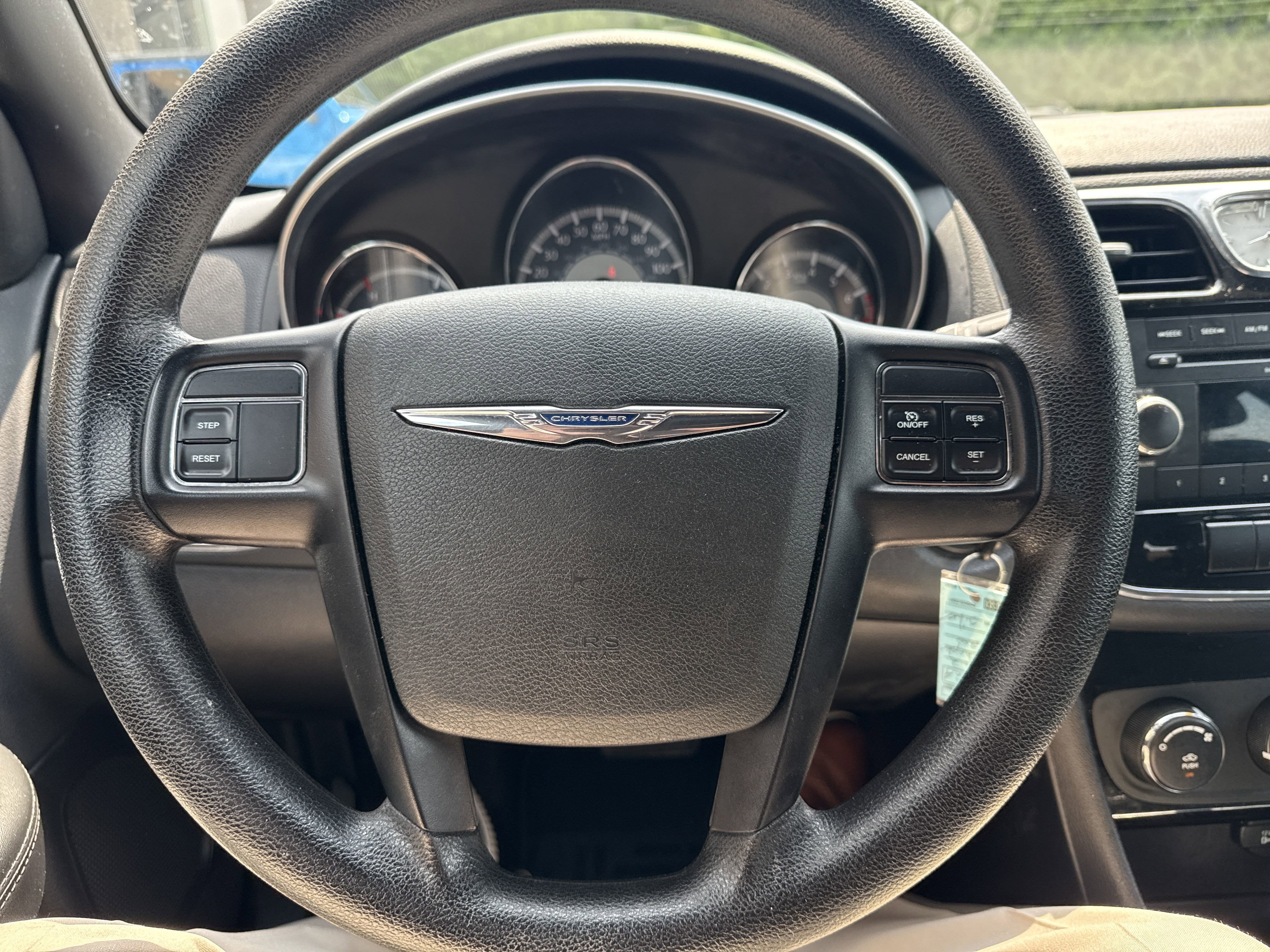 2012 Chrysler 200 LX