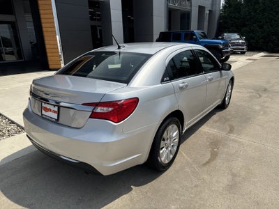2012 Chrysler 200 LX