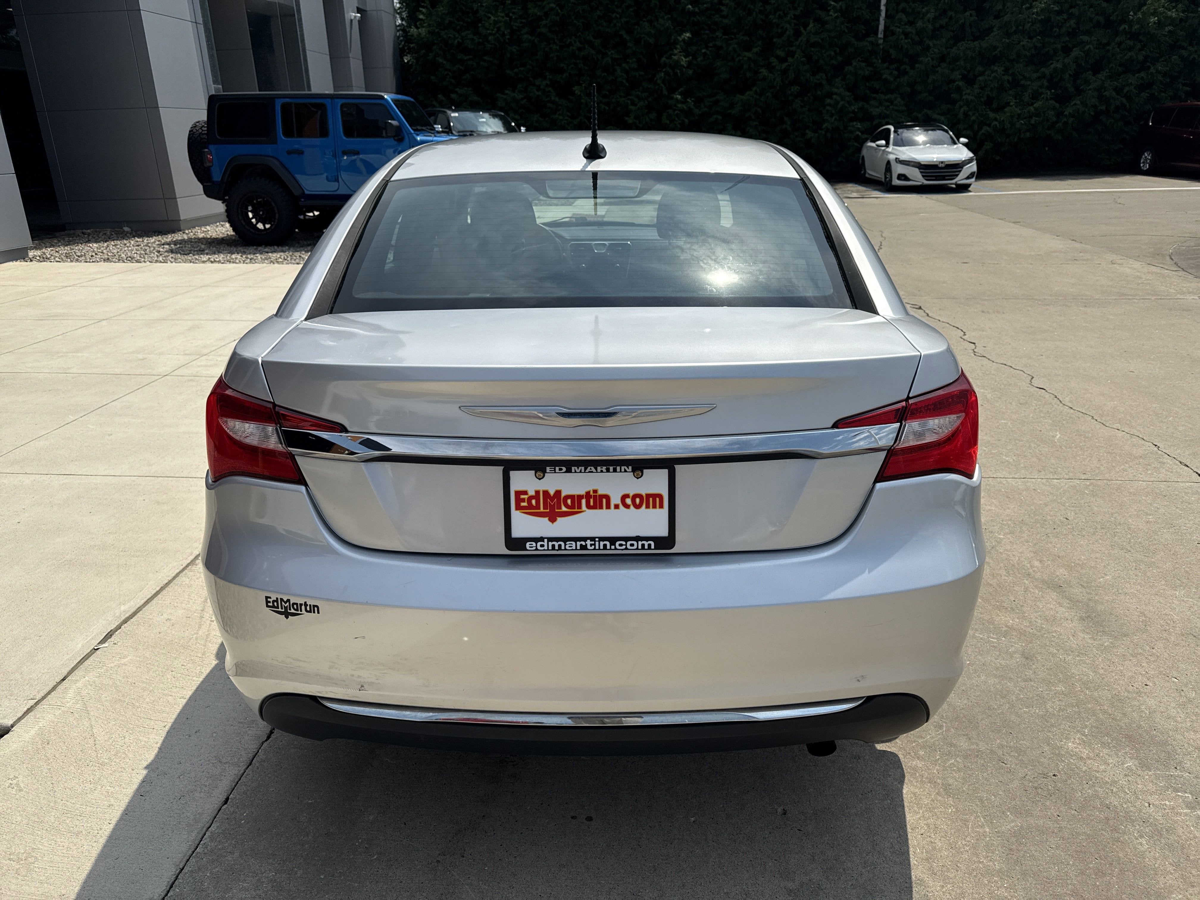 2012 Chrysler 200 LX