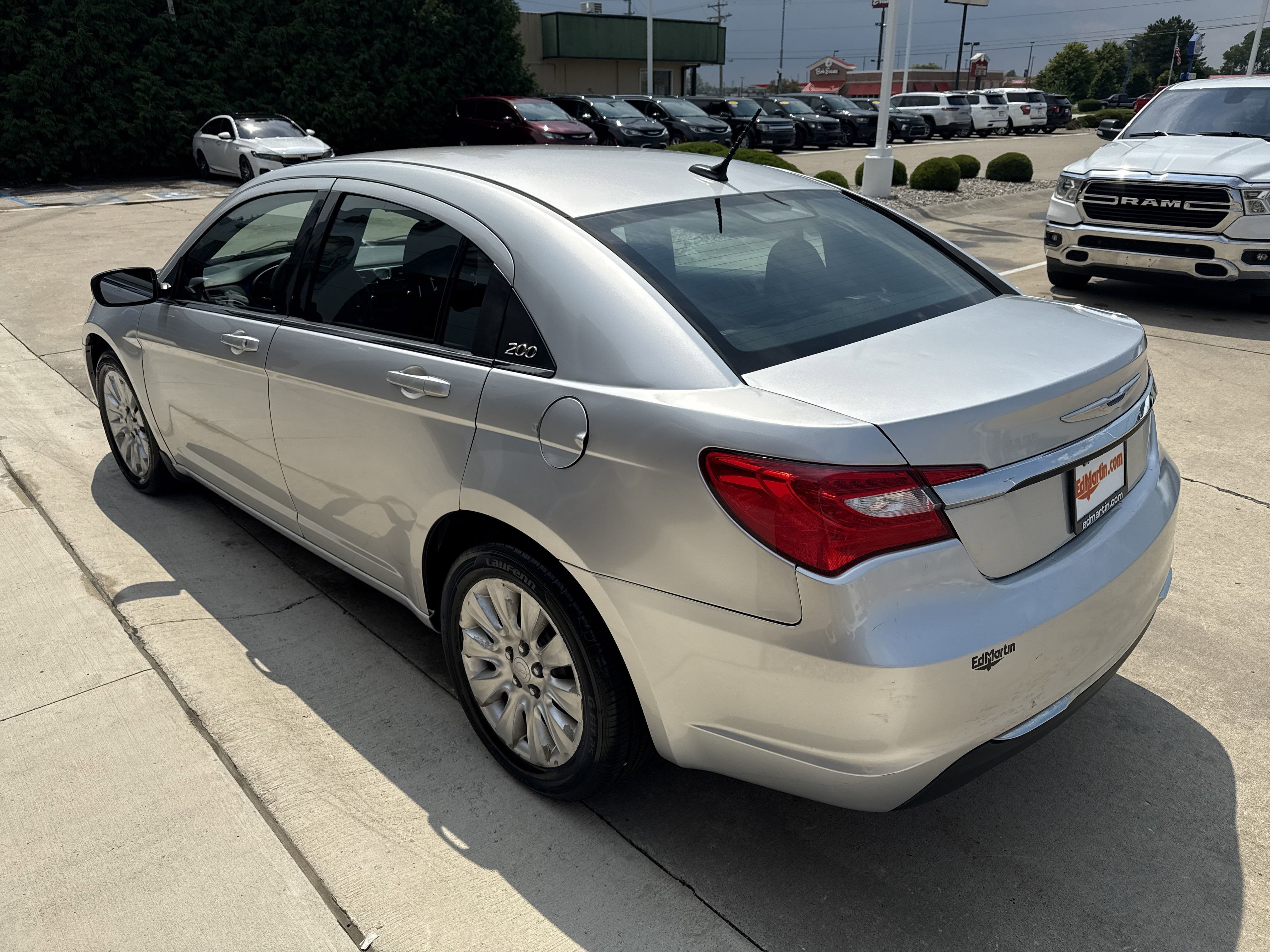 2012 Chrysler 200 LX