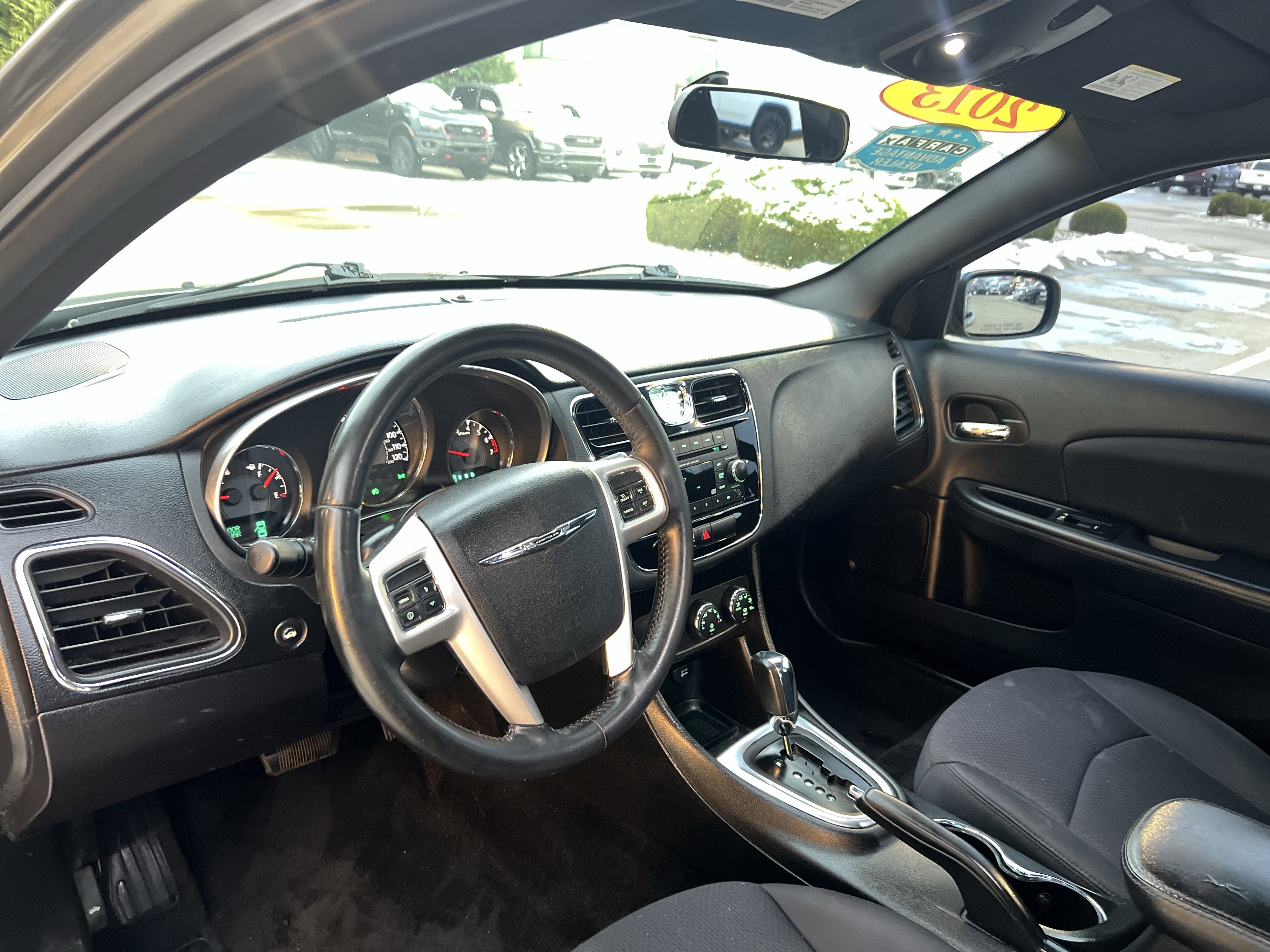 2013 Chrysler 200 Touring