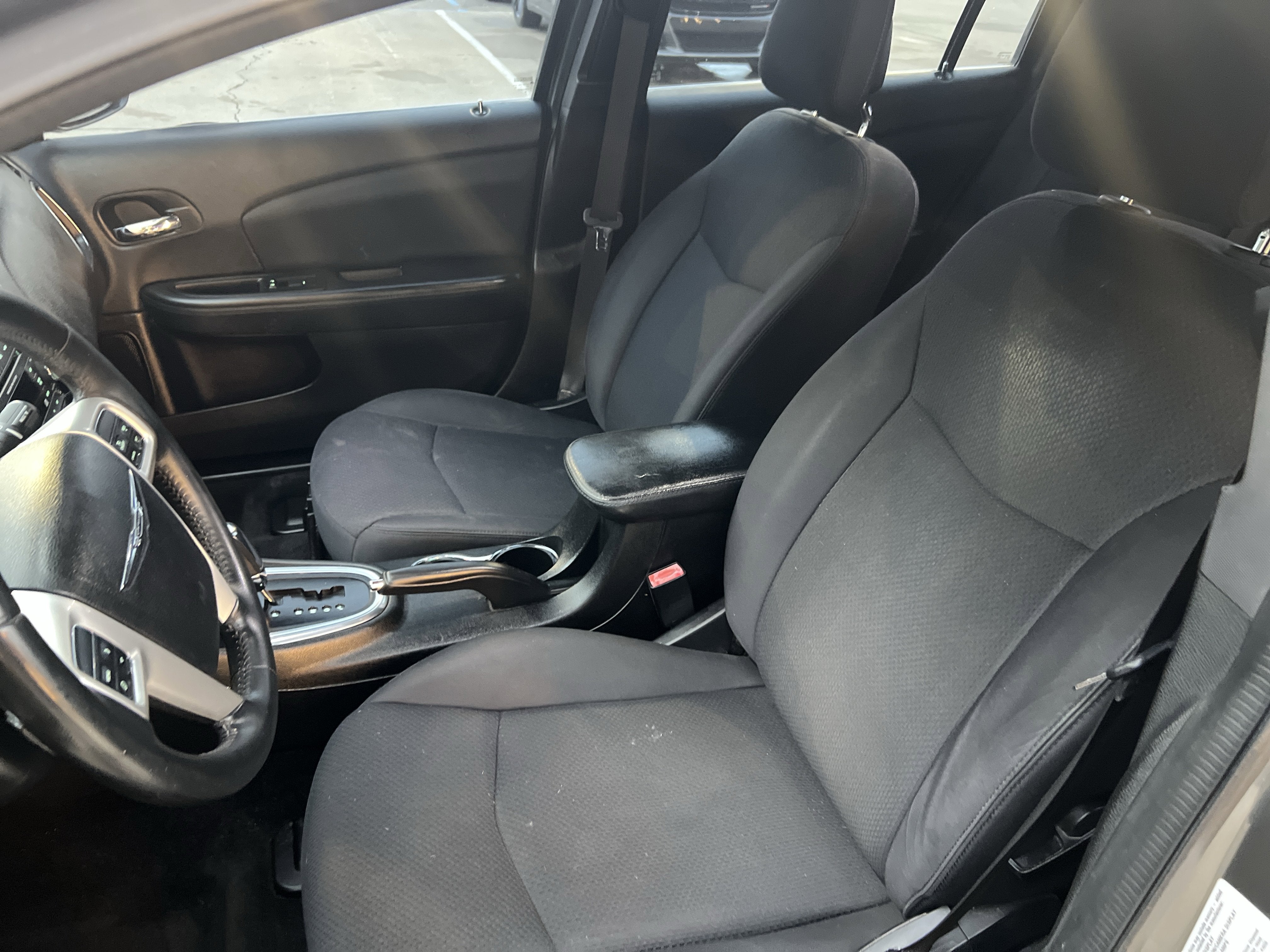 2013 Chrysler 200 Touring