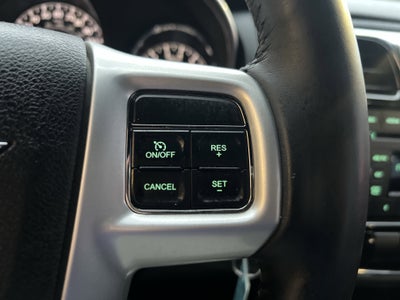 2013 Chrysler 200 Touring