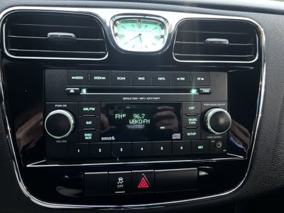 2013 Chrysler 200 Touring