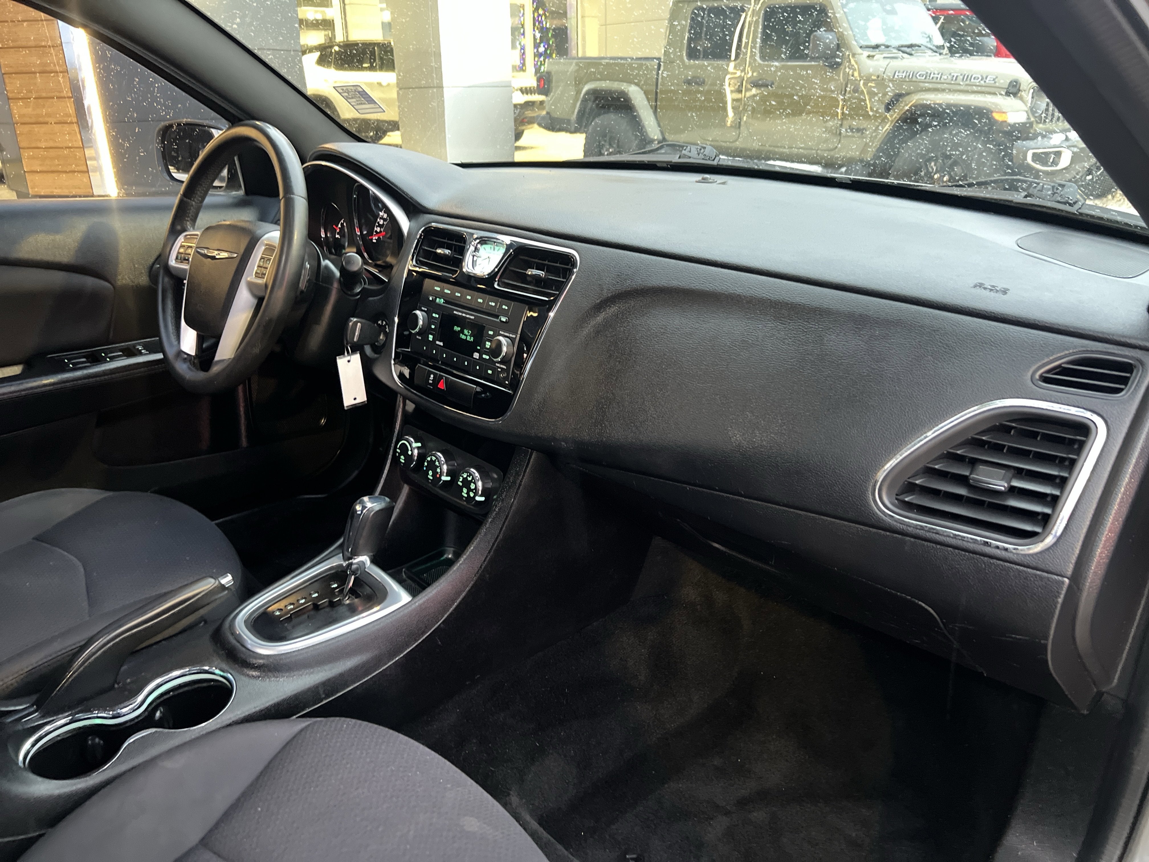 2013 Chrysler 200 Touring