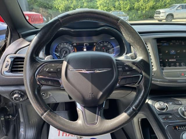 2015 Chrysler 200 S