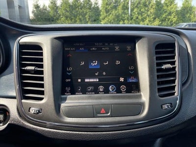 2015 Chrysler 200 S