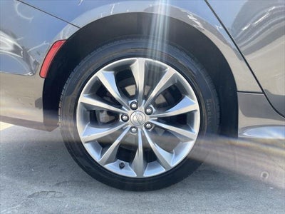2015 Chrysler 200 S