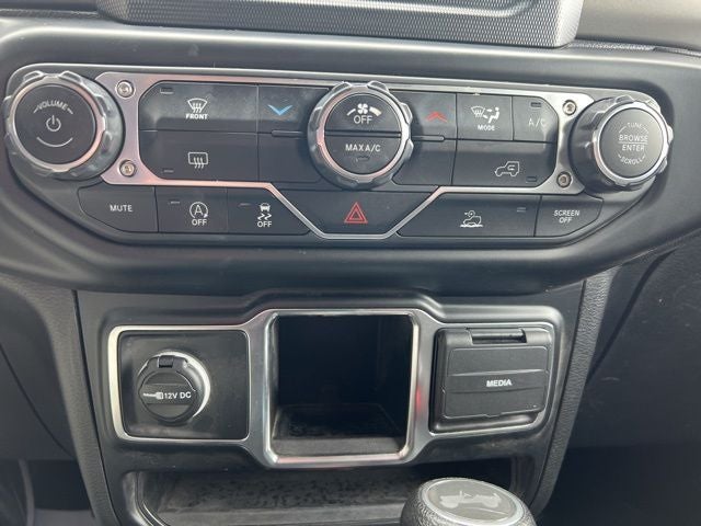 2022 Jeep Wrangler Willys