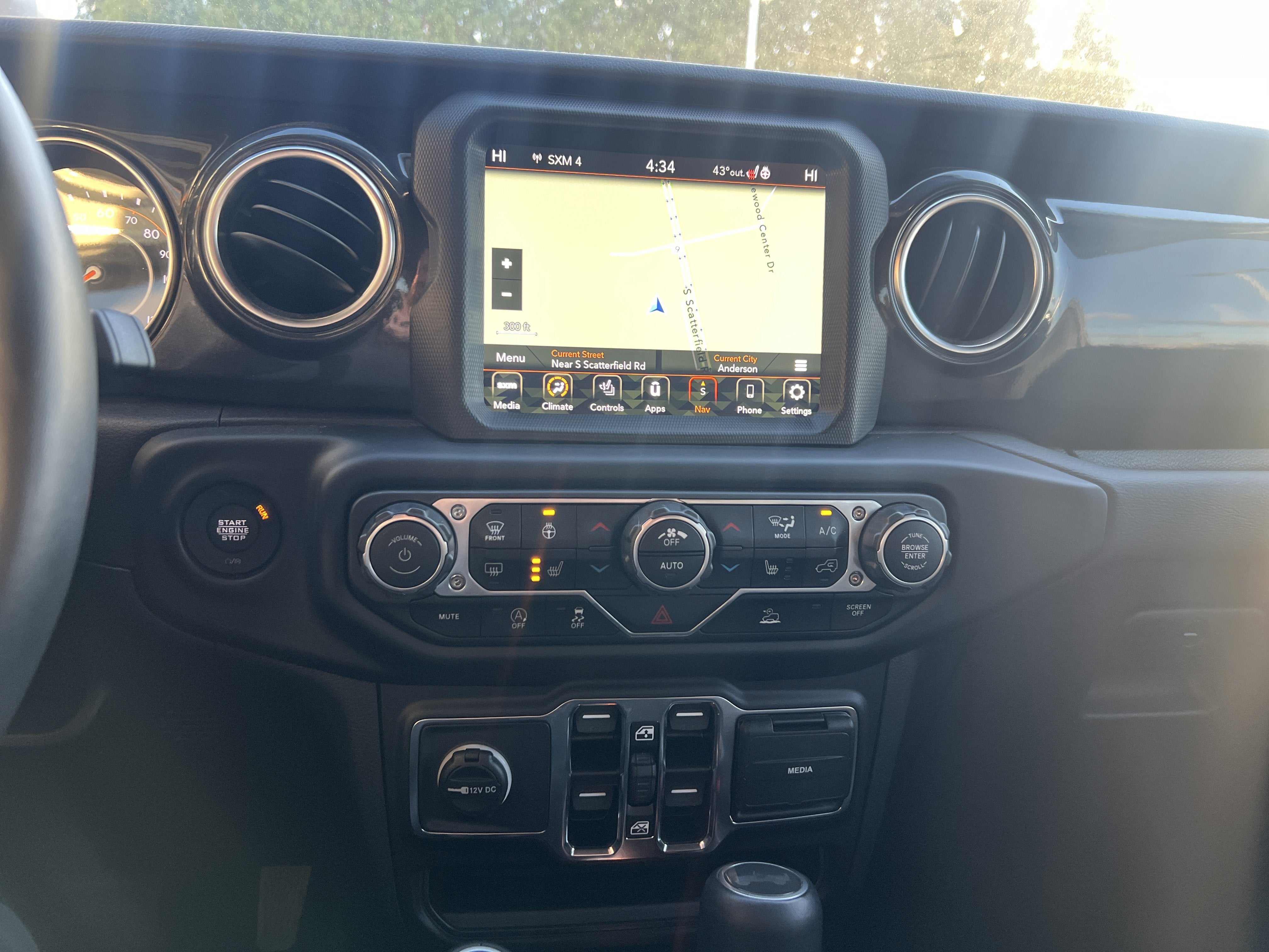 2023 Jeep Wrangler Sahara Altitude