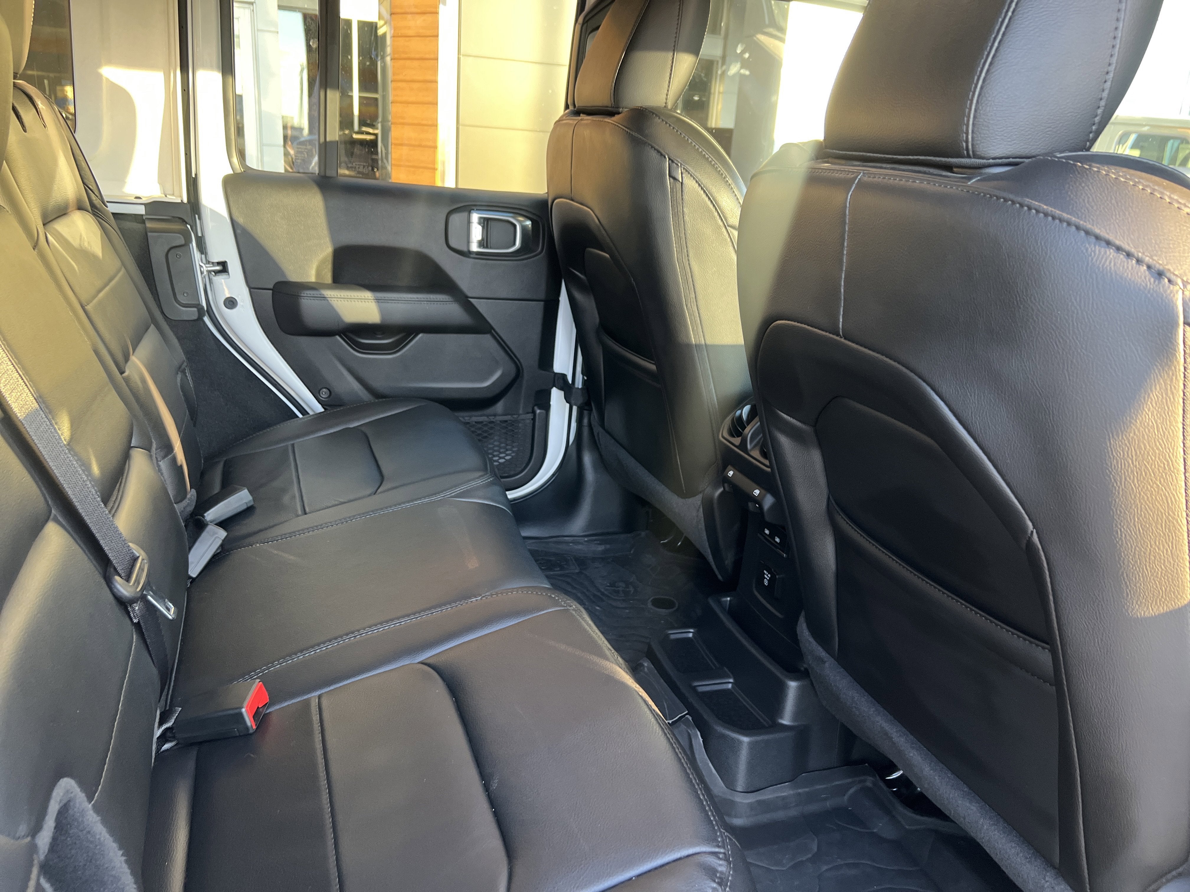 2023 Jeep Wrangler Sahara Altitude