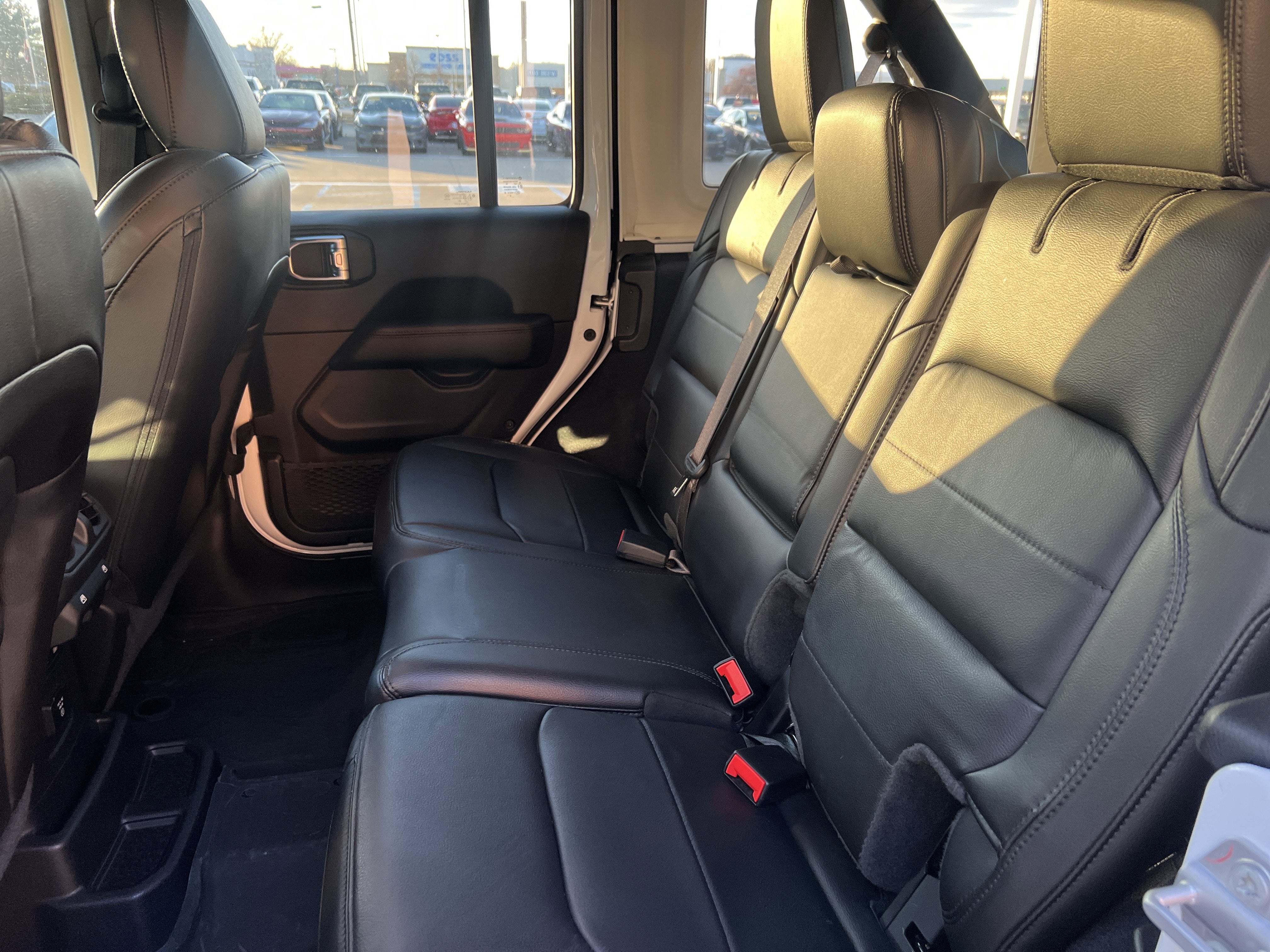 2023 Jeep Wrangler Sahara Altitude