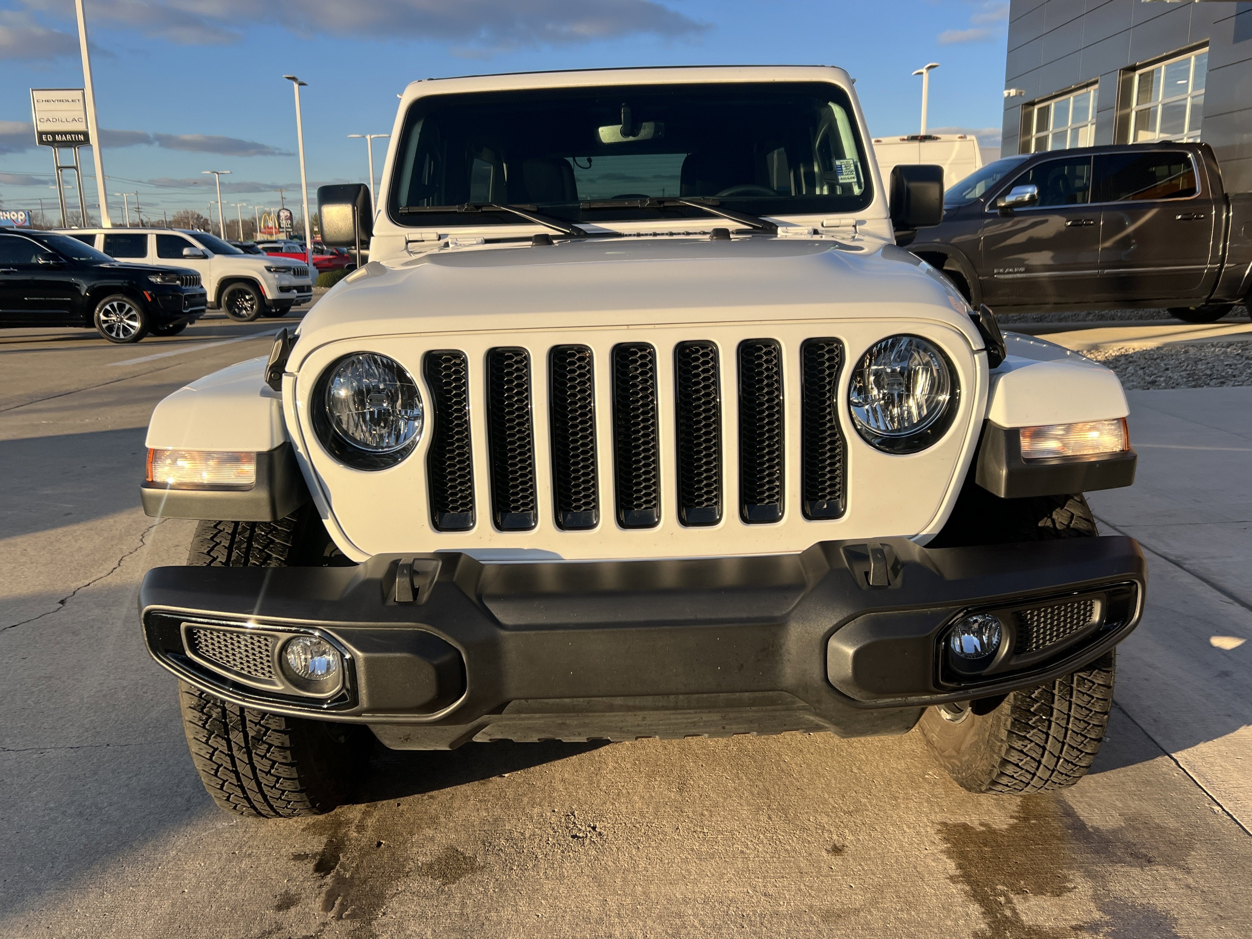 2023 Jeep Wrangler Sahara Altitude