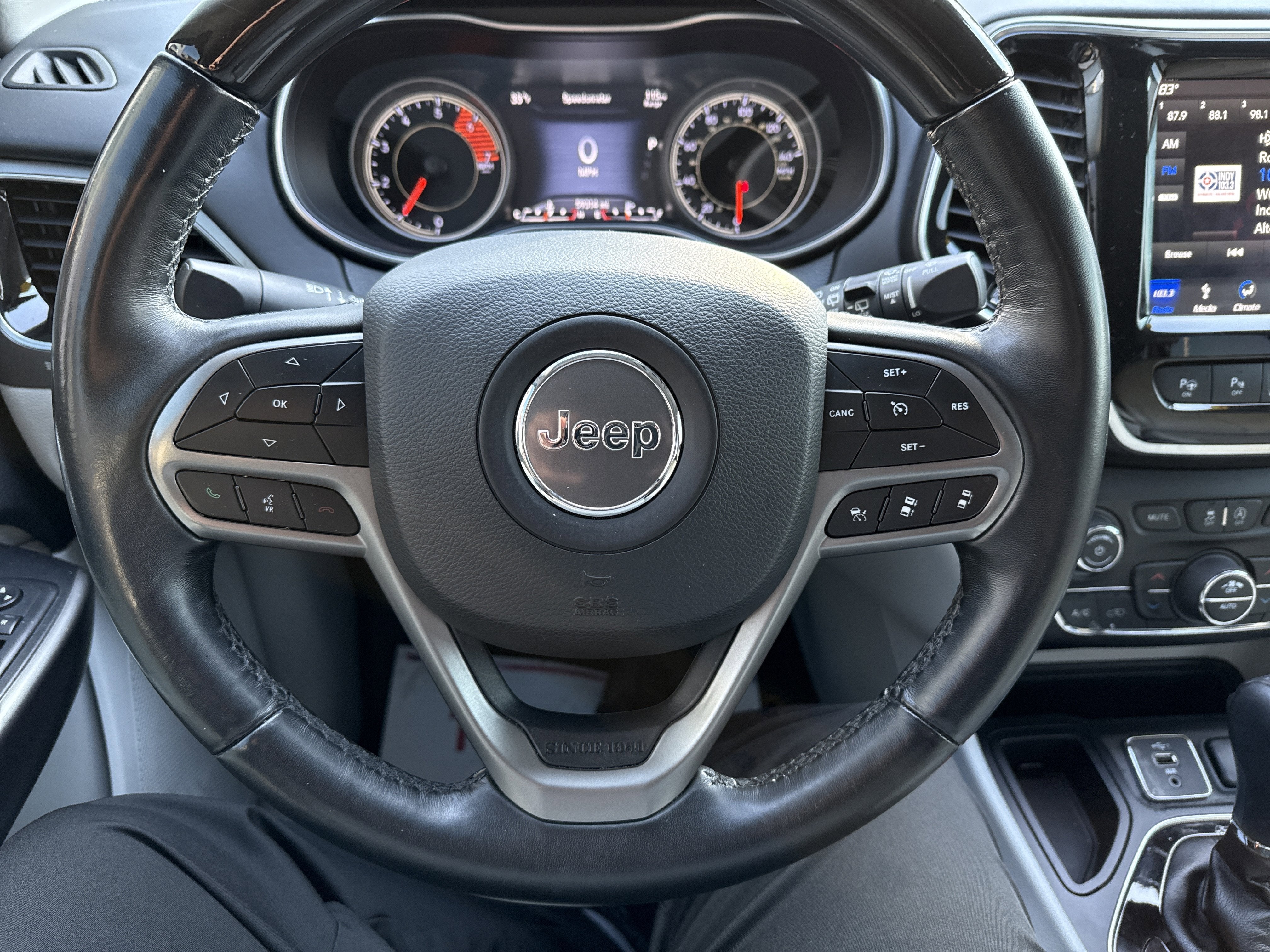 2019 Jeep Cherokee Overland