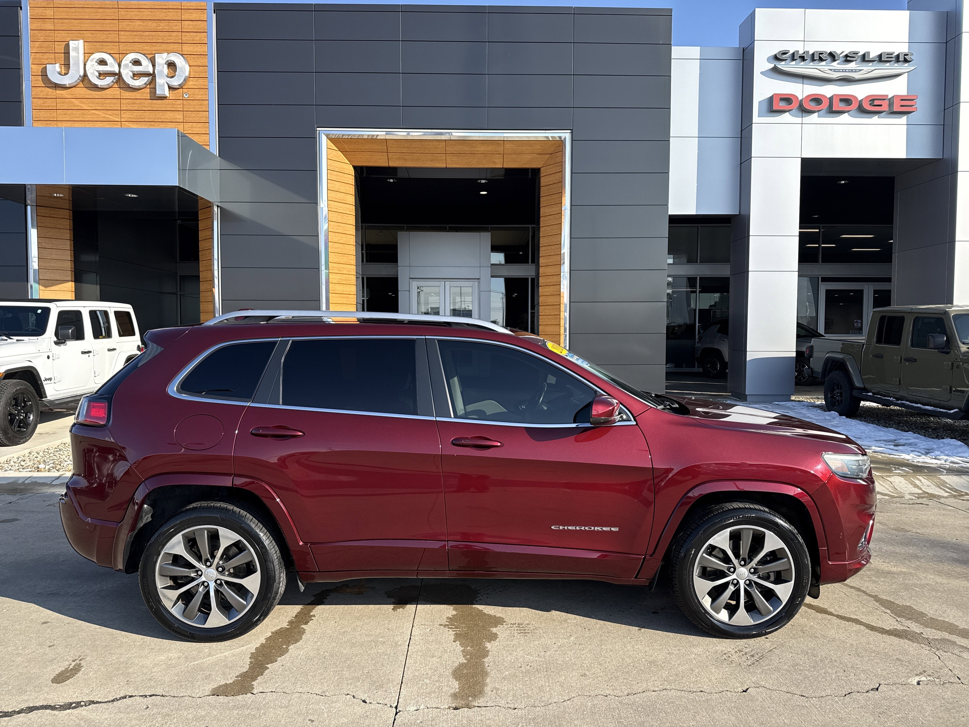 2019 Jeep Cherokee Overland