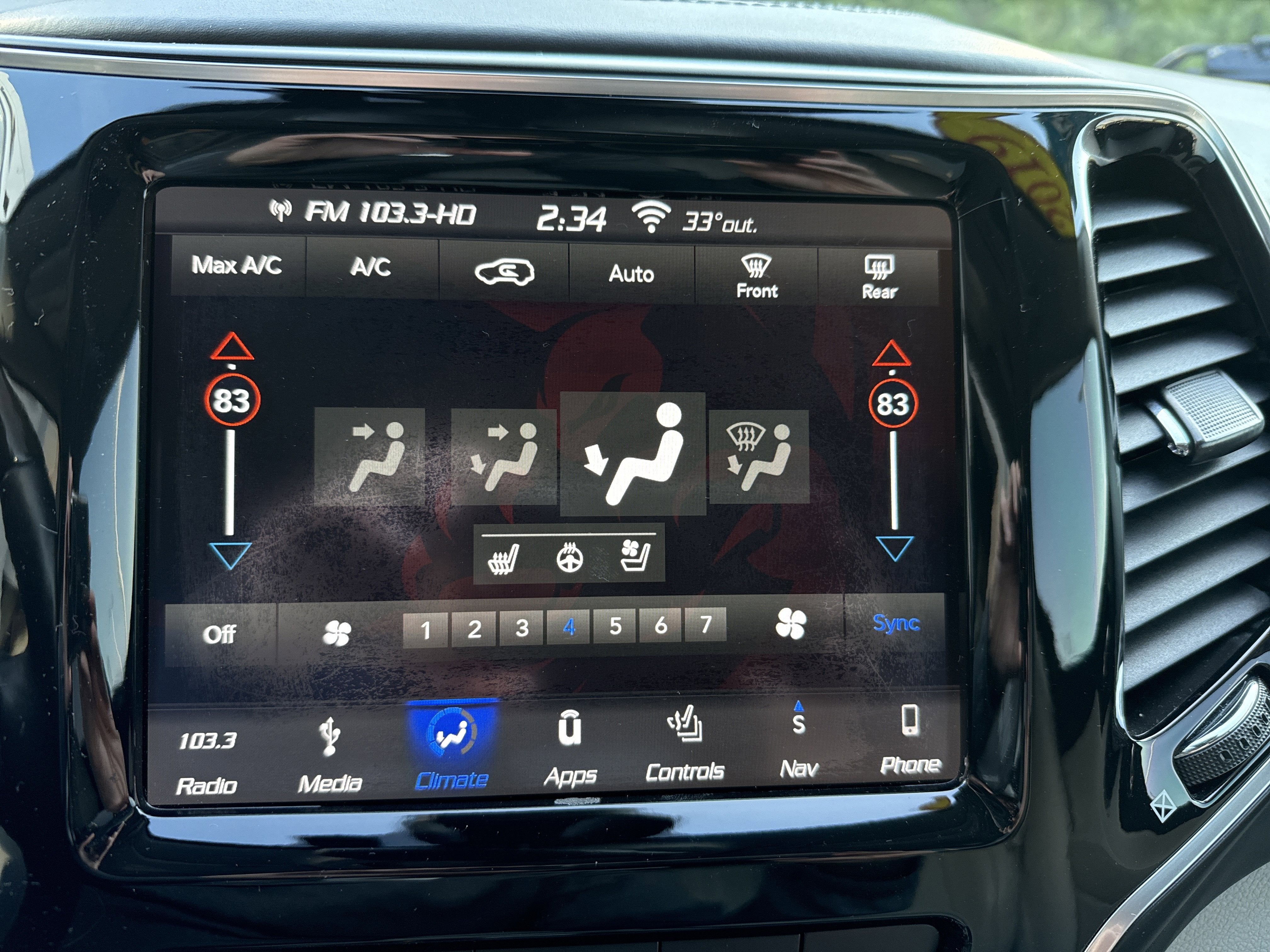 2019 Jeep Cherokee Overland