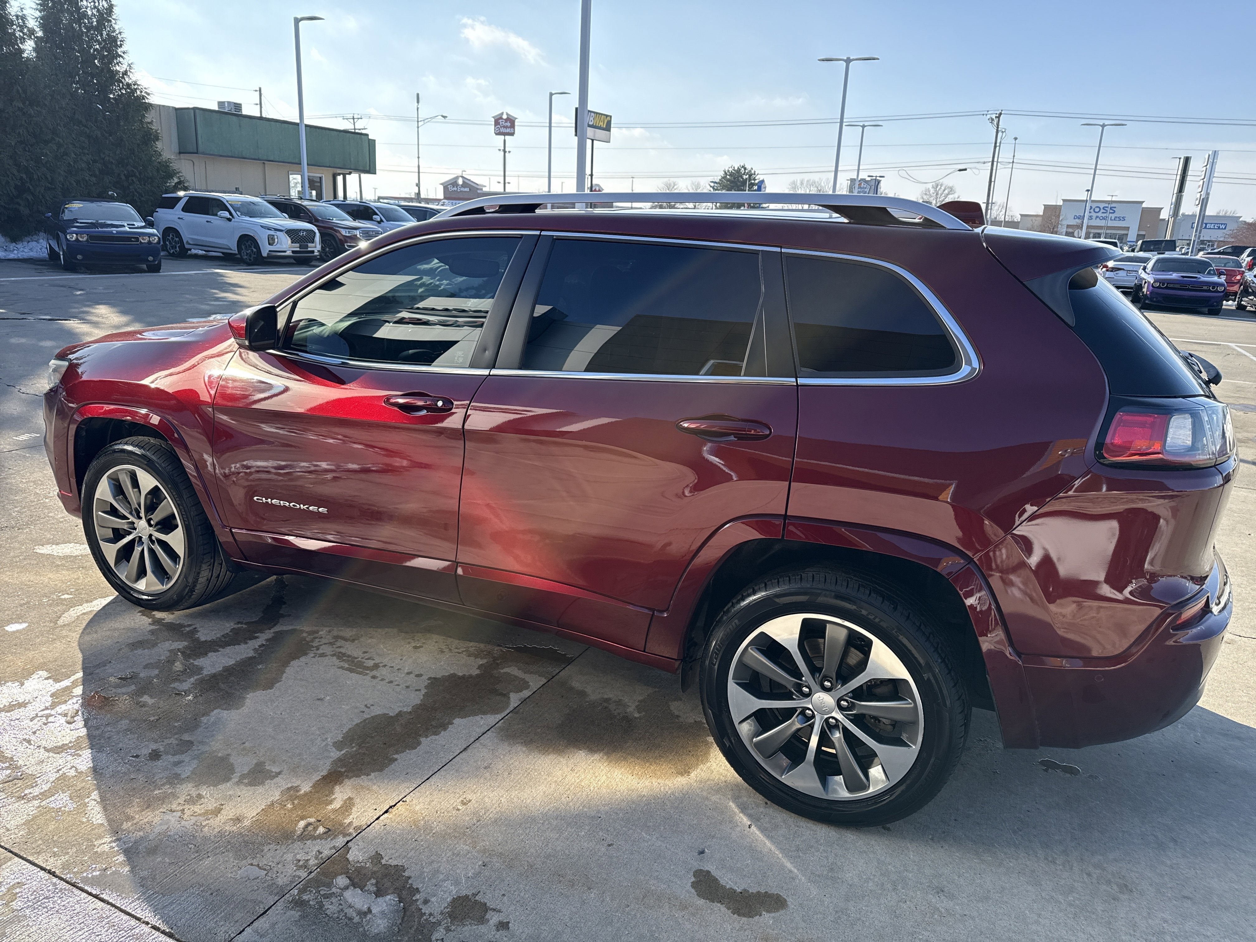 2019 Jeep Cherokee Overland