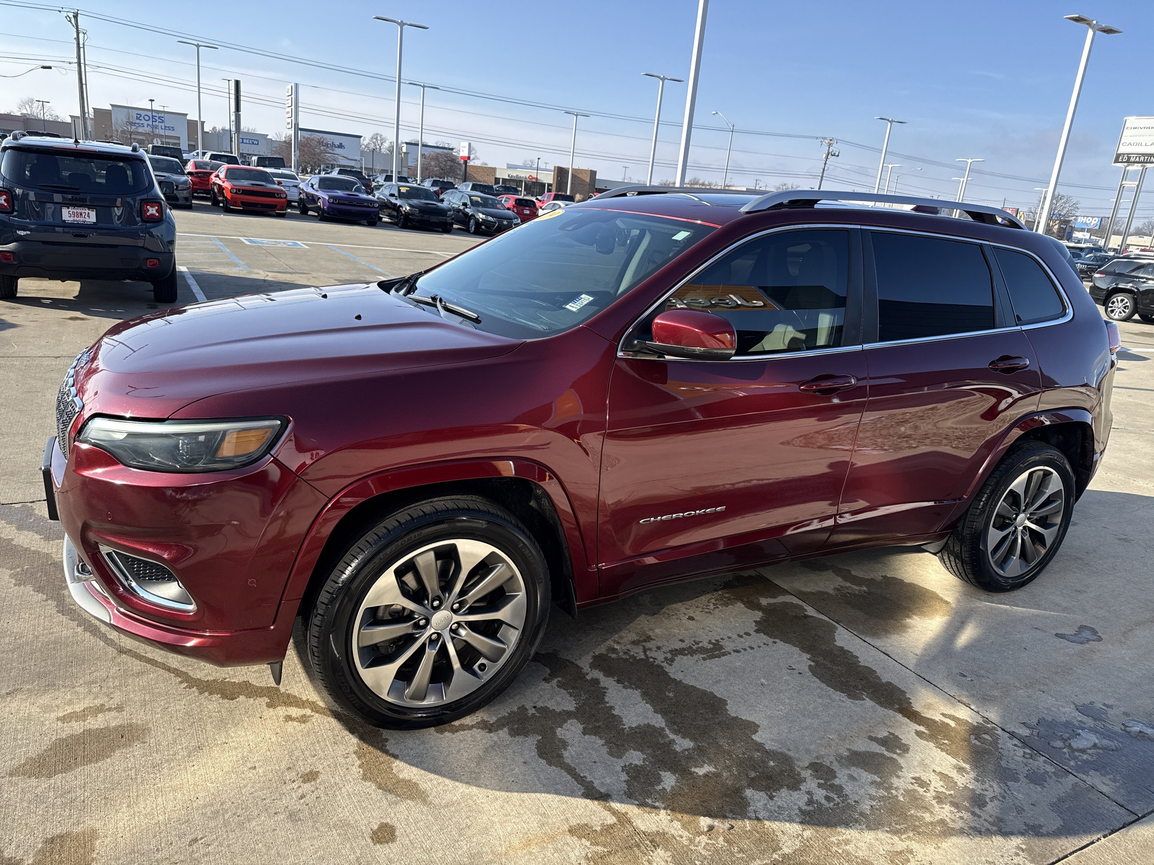 2019 Jeep Cherokee Overland