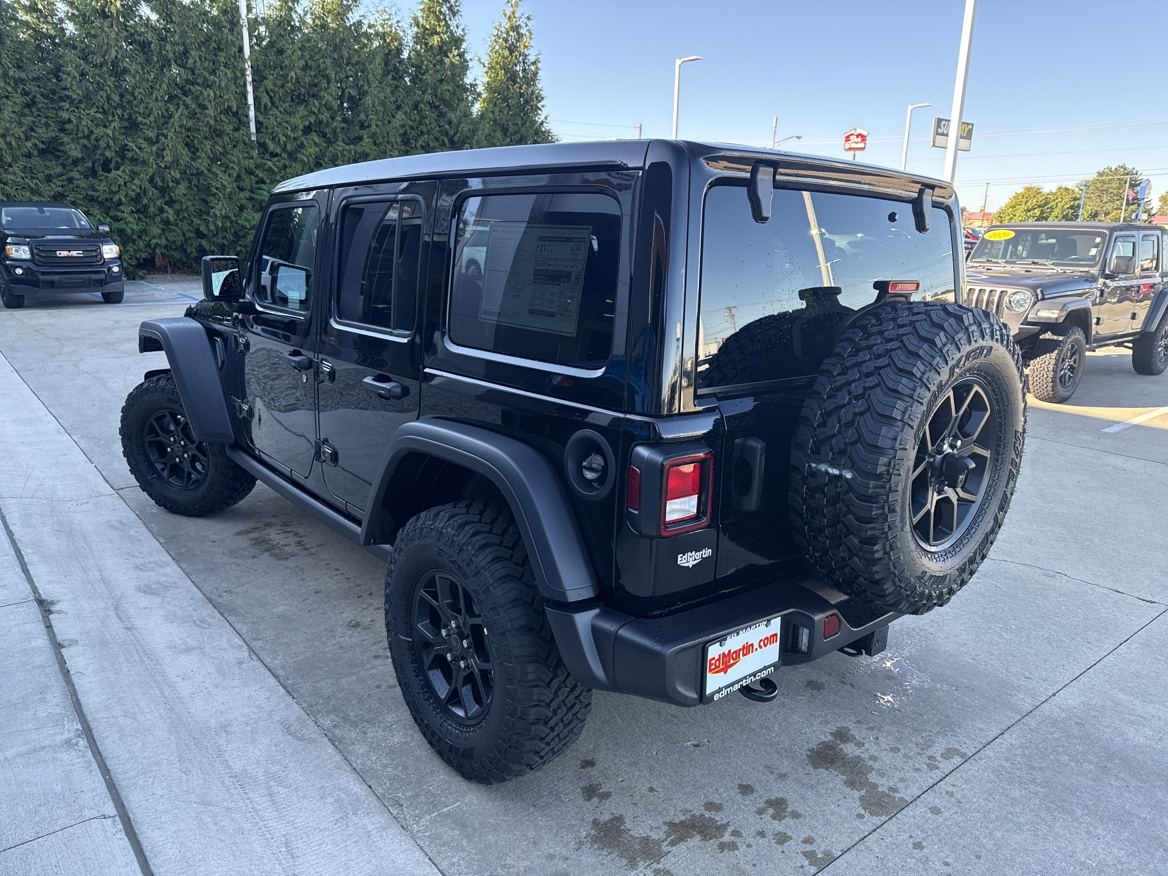 2026 Jeep Wrangler Willys 4 Door 4x4