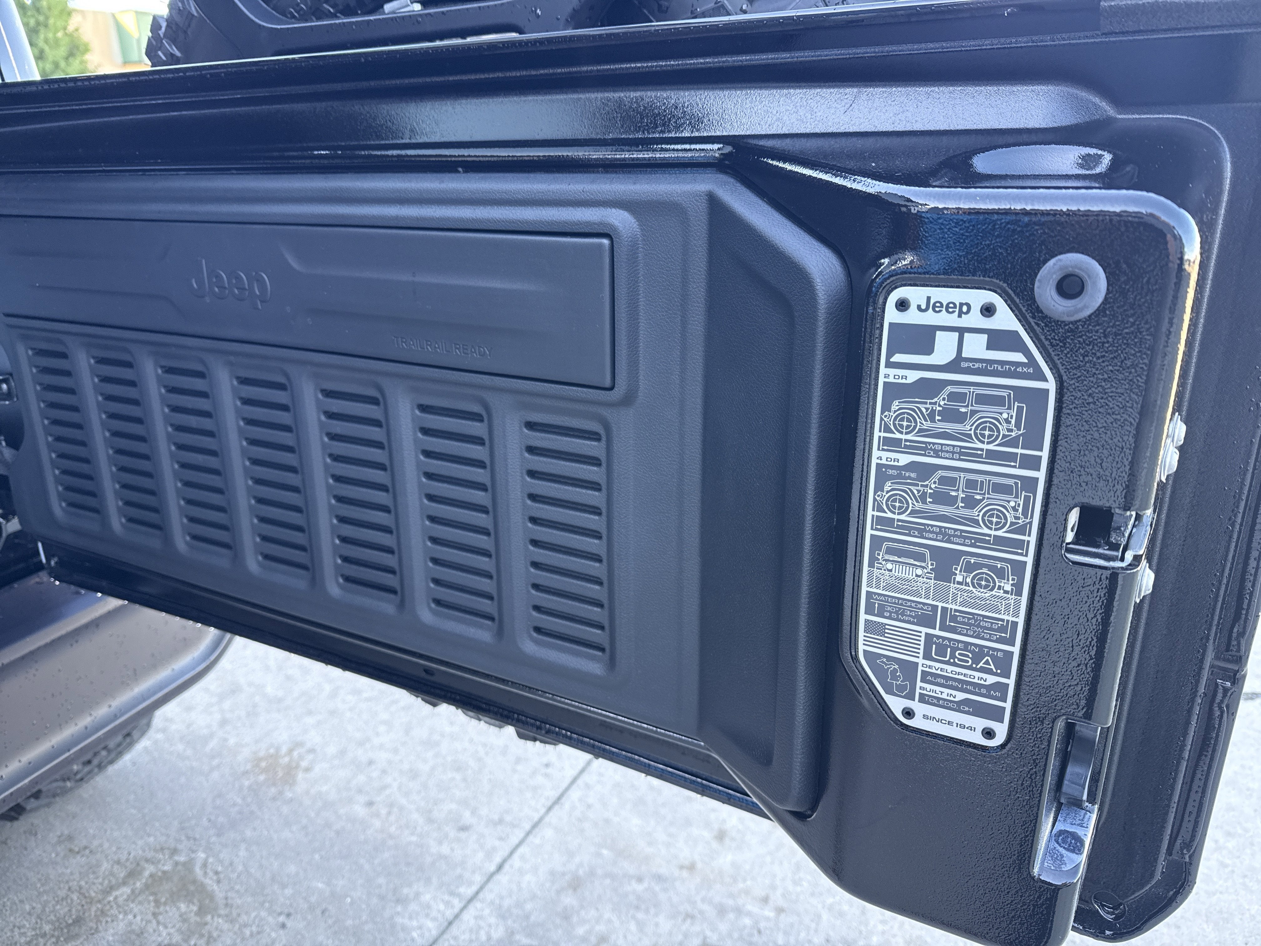 2026 Jeep Wrangler Willys 4 Door 4x4