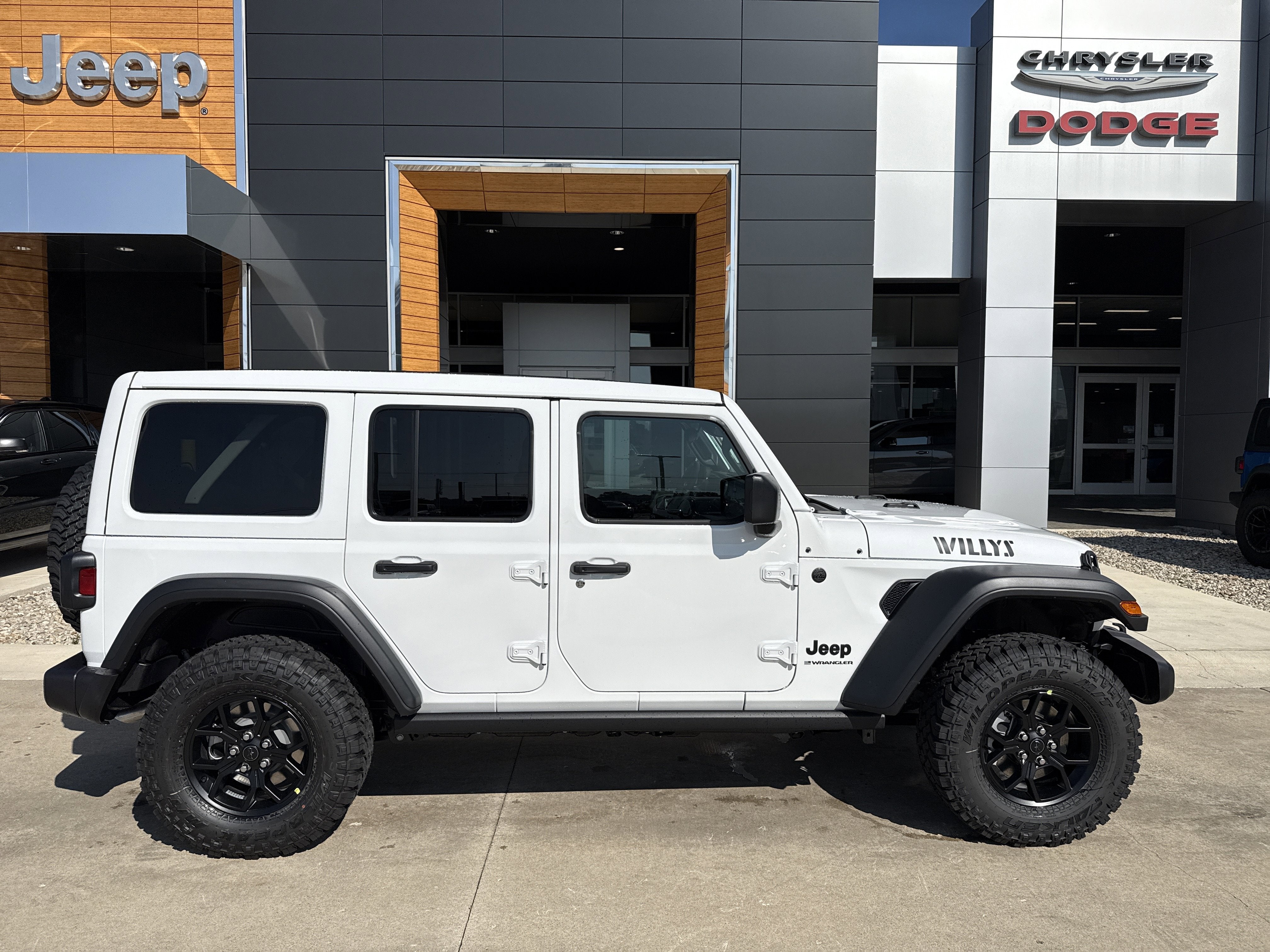 2025 Jeep Wrangler Willys 4 Door 4x4