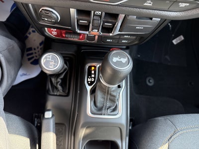 2025 Jeep Wrangler Willys 4 Door 4x4