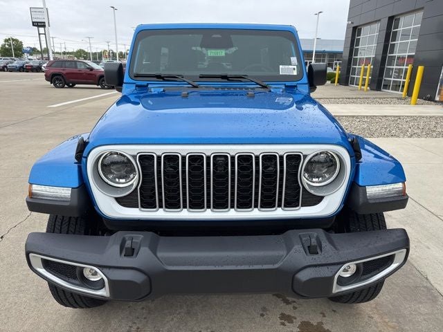 2026 Jeep Wrangler Sahara Whitecap