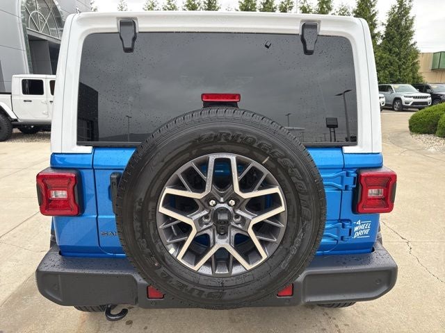 2026 Jeep Wrangler Sahara Whitecap