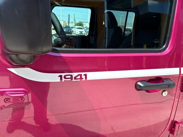 2026 Jeep Wrangler Sahara Whitecap