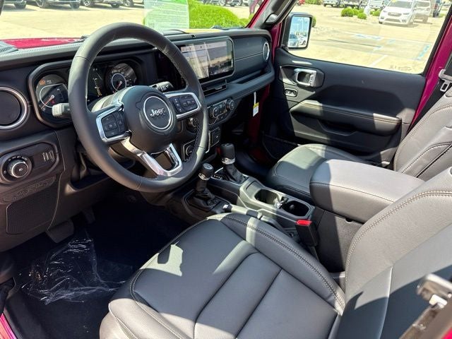 2026 Jeep Wrangler Sahara Whitecap