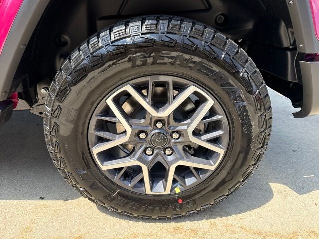 2026 Jeep Wrangler Sahara Whitecap
