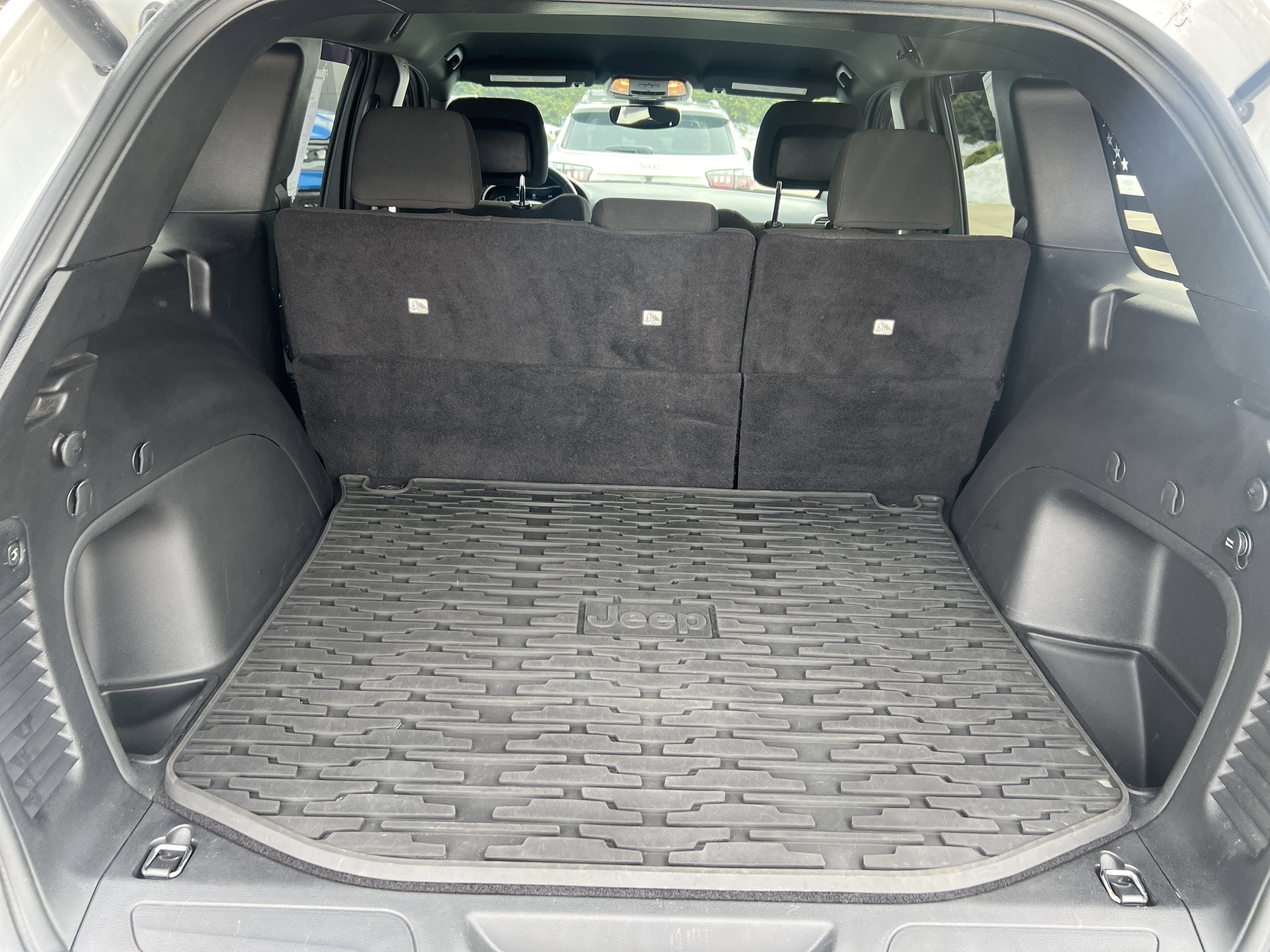 2021 Jeep Grand Cherokee Freedom