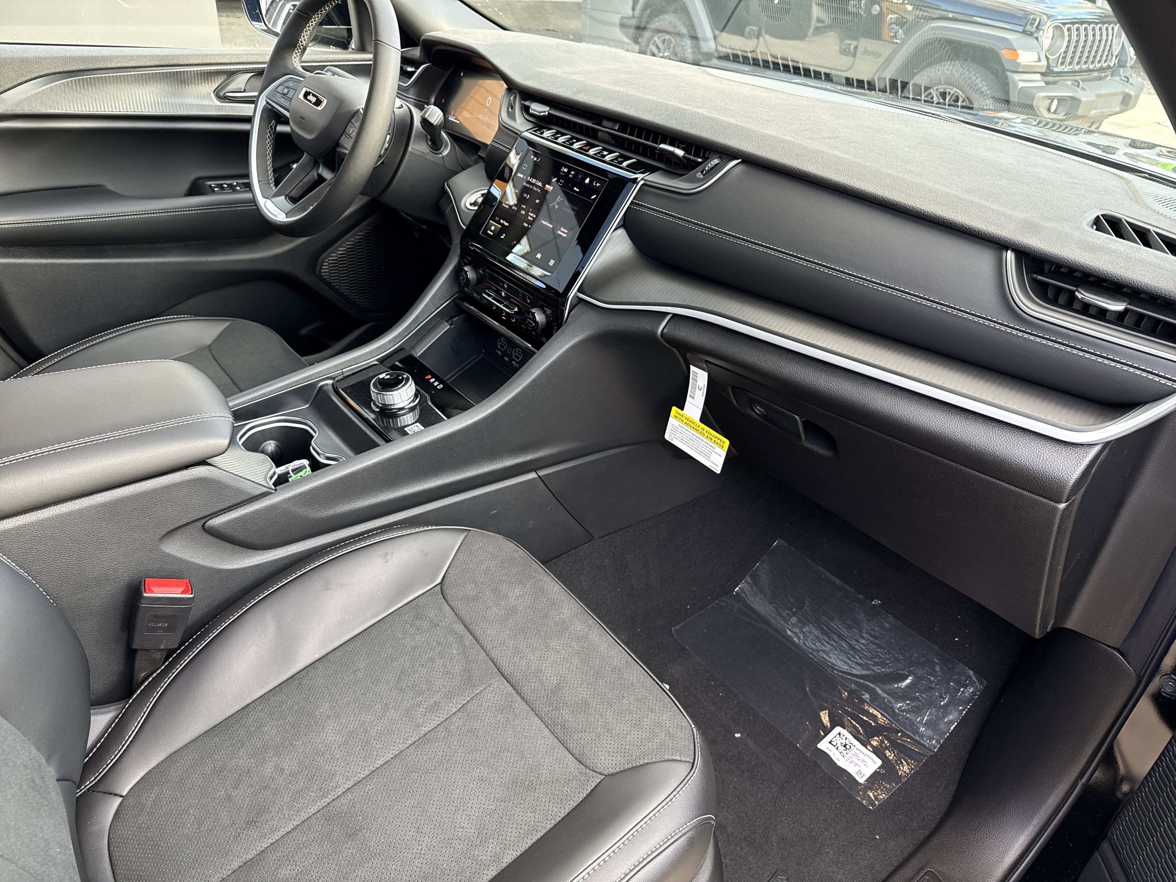 2025 Jeep Grand Cherokee Altitude X 4x4