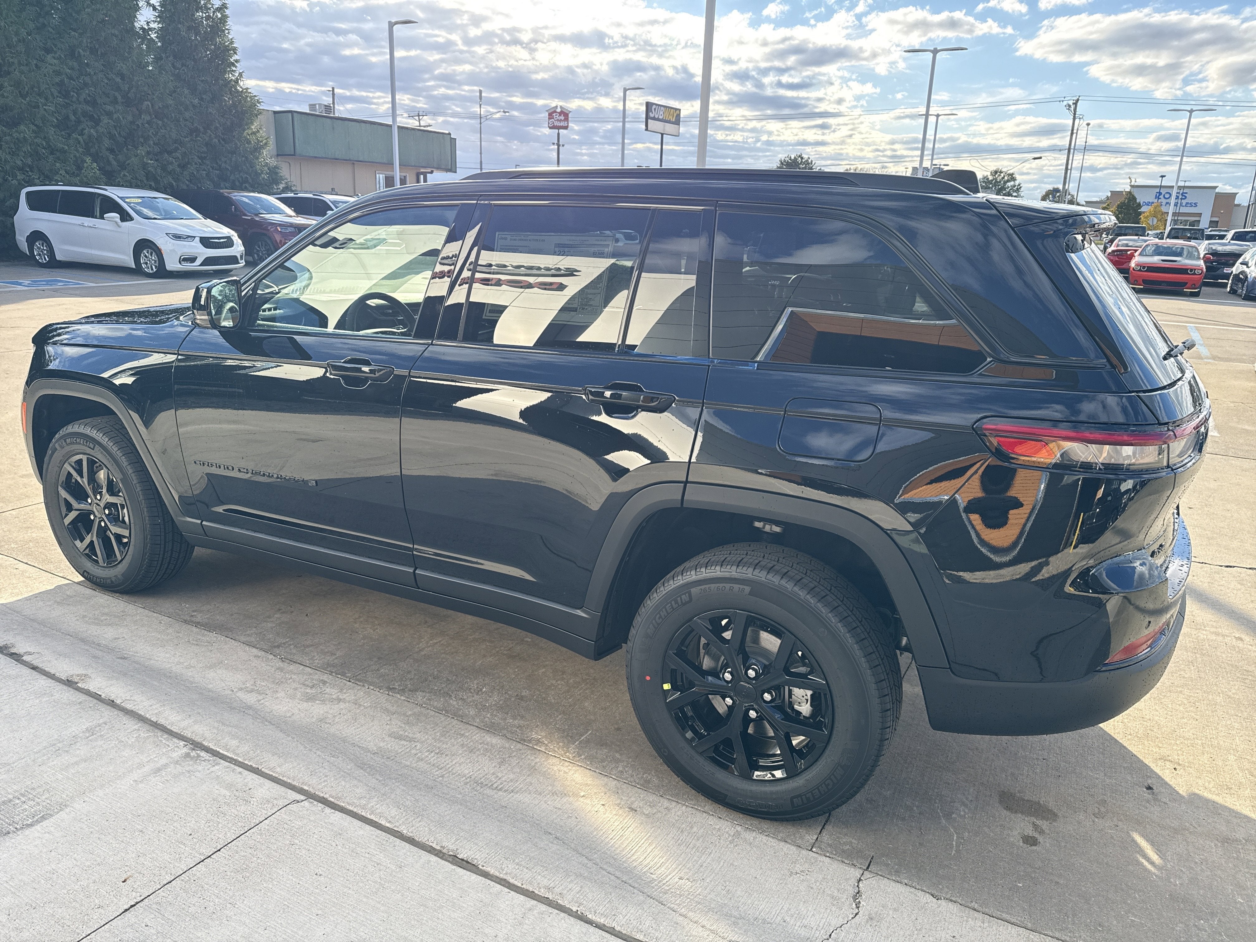 2025 Jeep Grand Cherokee Altitude X 4x4