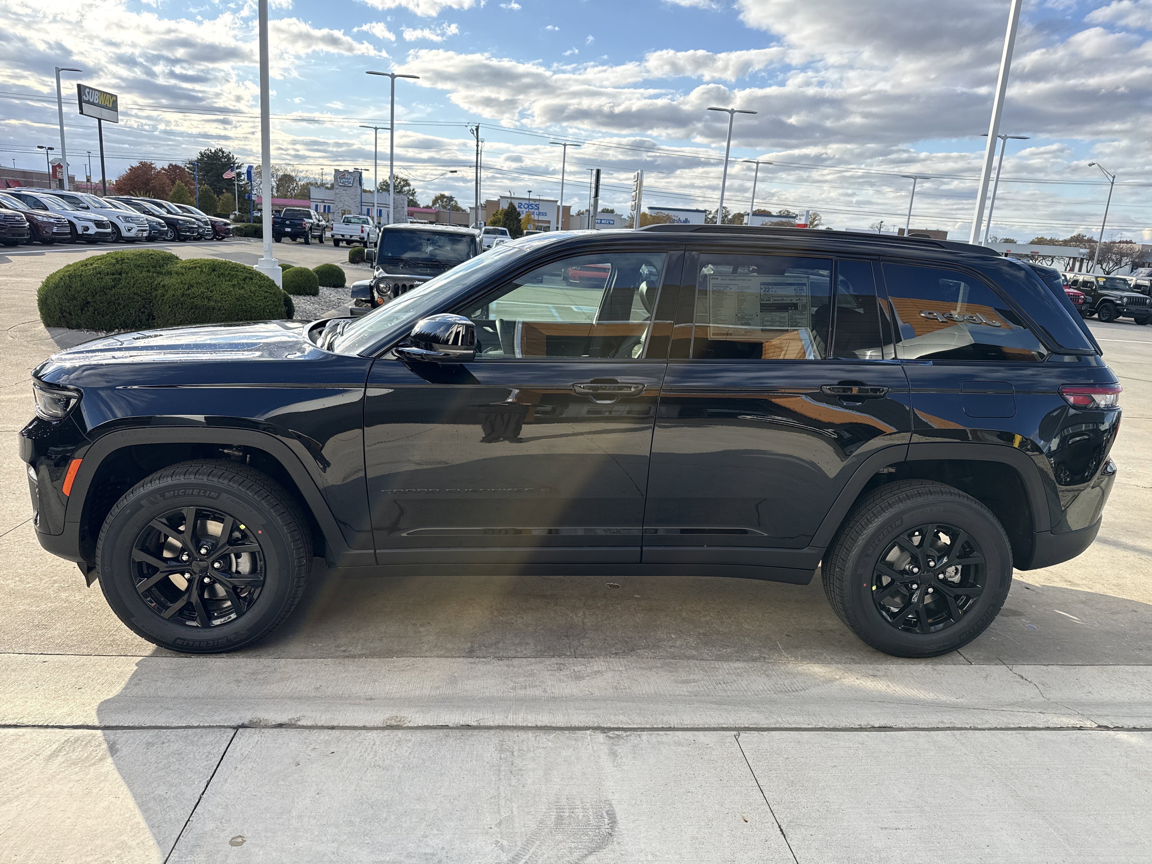 2025 Jeep Grand Cherokee Altitude X 4x4