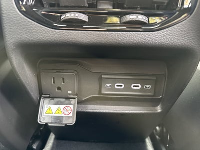 2026 Jeep Grand Cherokee Laredo Altitude 4x4