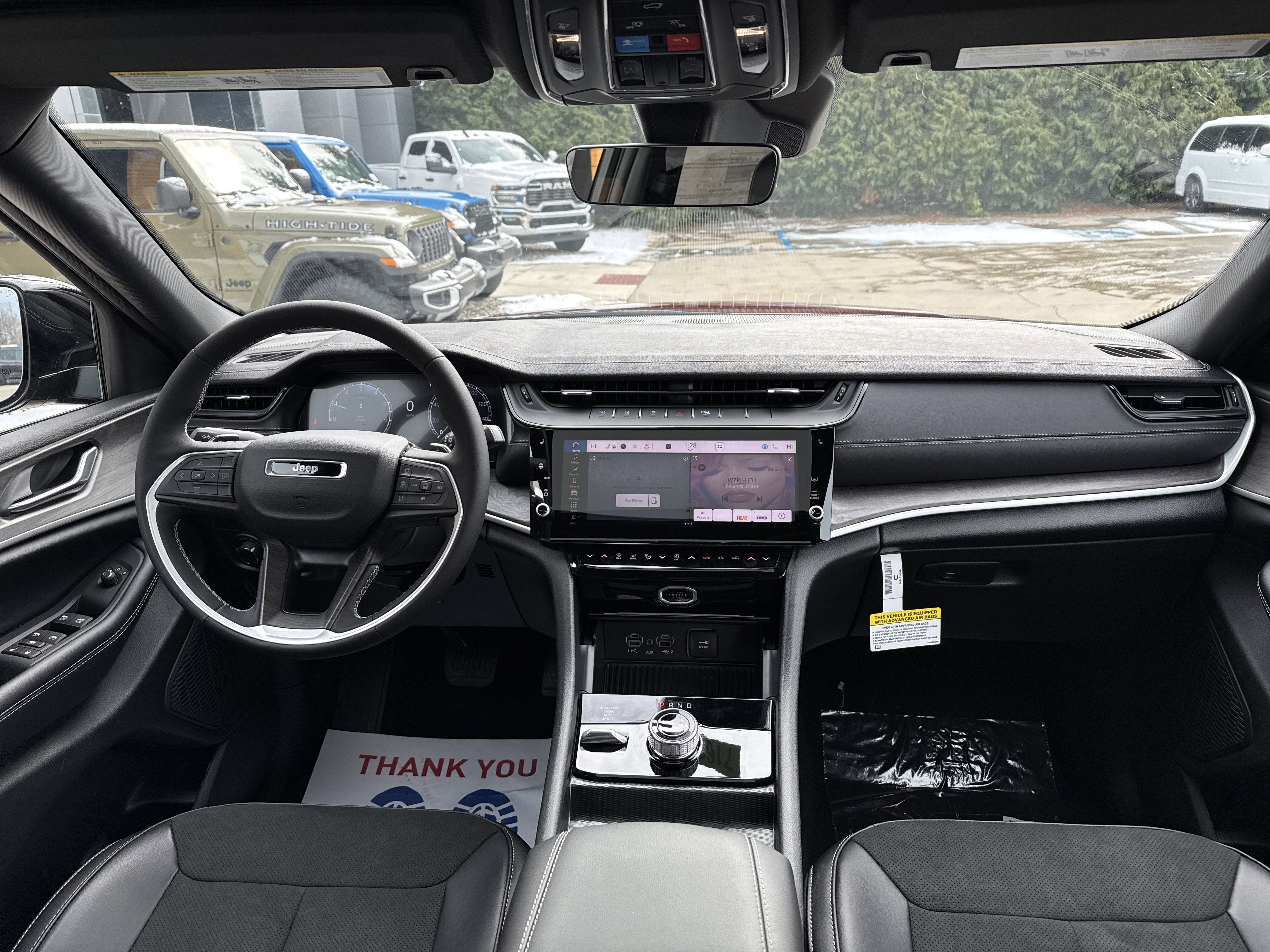 2026 Jeep Grand Cherokee Laredo Altitude 4x4