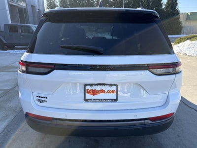 2026 Jeep Grand Cherokee Laredo Altitude 4x4