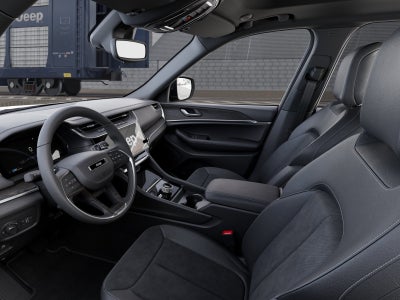 2026 Jeep Grand Cherokee Laredo Altitude 4x4