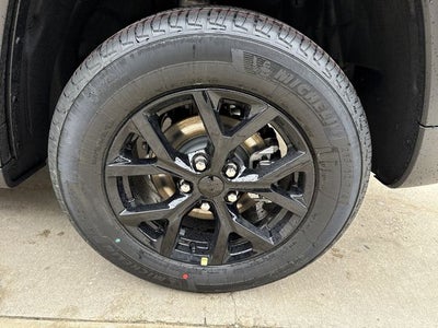 2026 Jeep Grand Cherokee Laredo