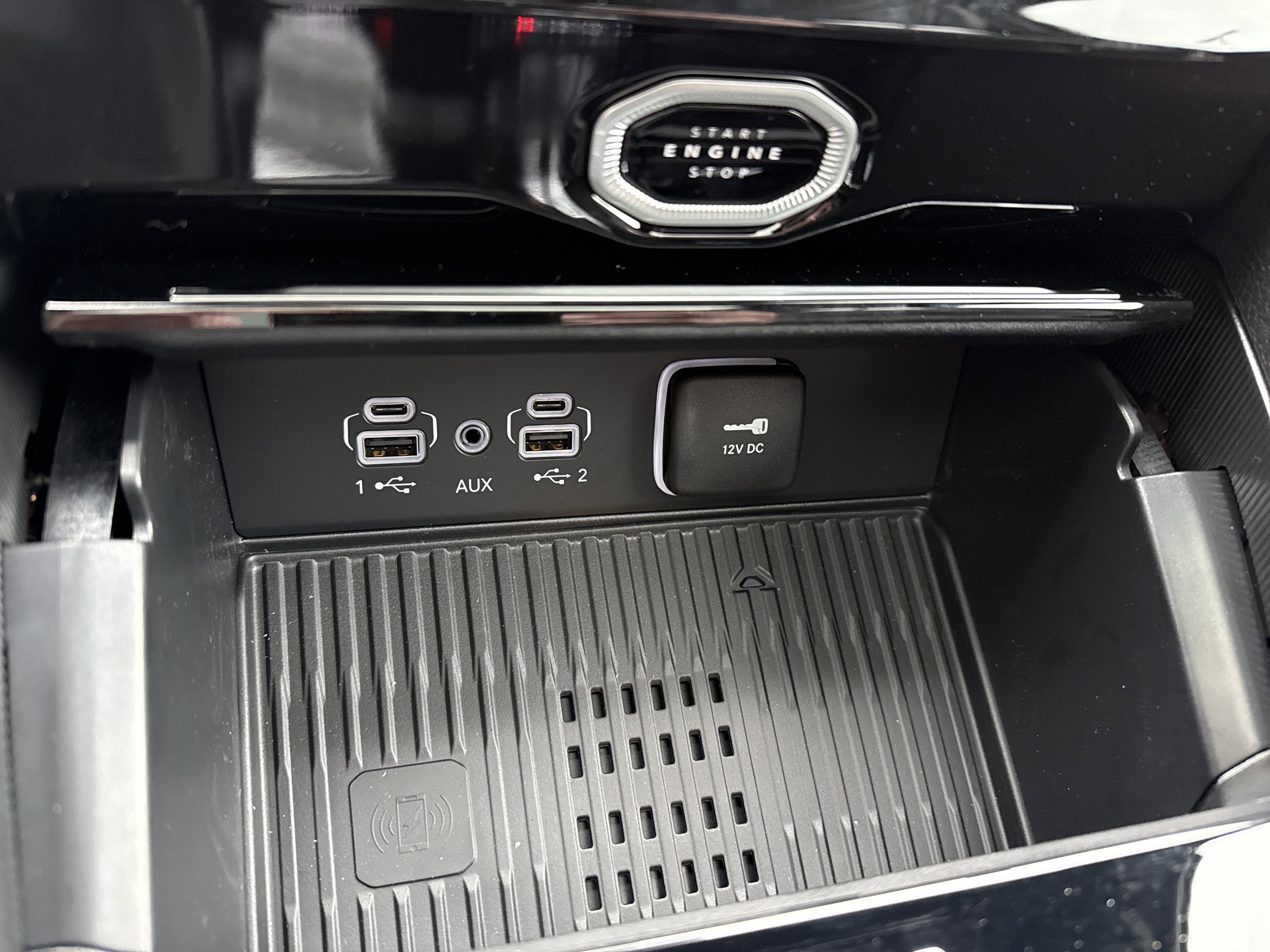 2026 Jeep Grand Cherokee Laredo Altitude 4x4