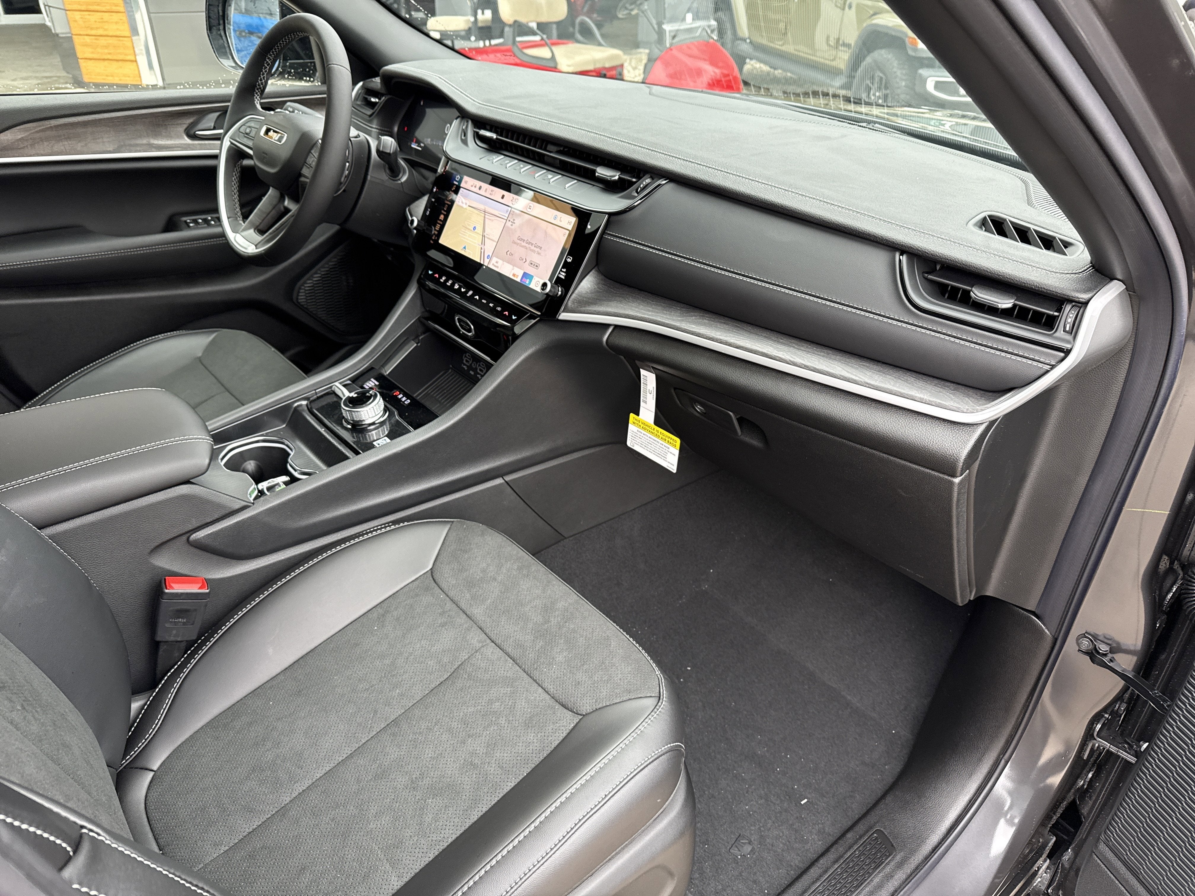 2026 Jeep Grand Cherokee Laredo Altitude 4x4