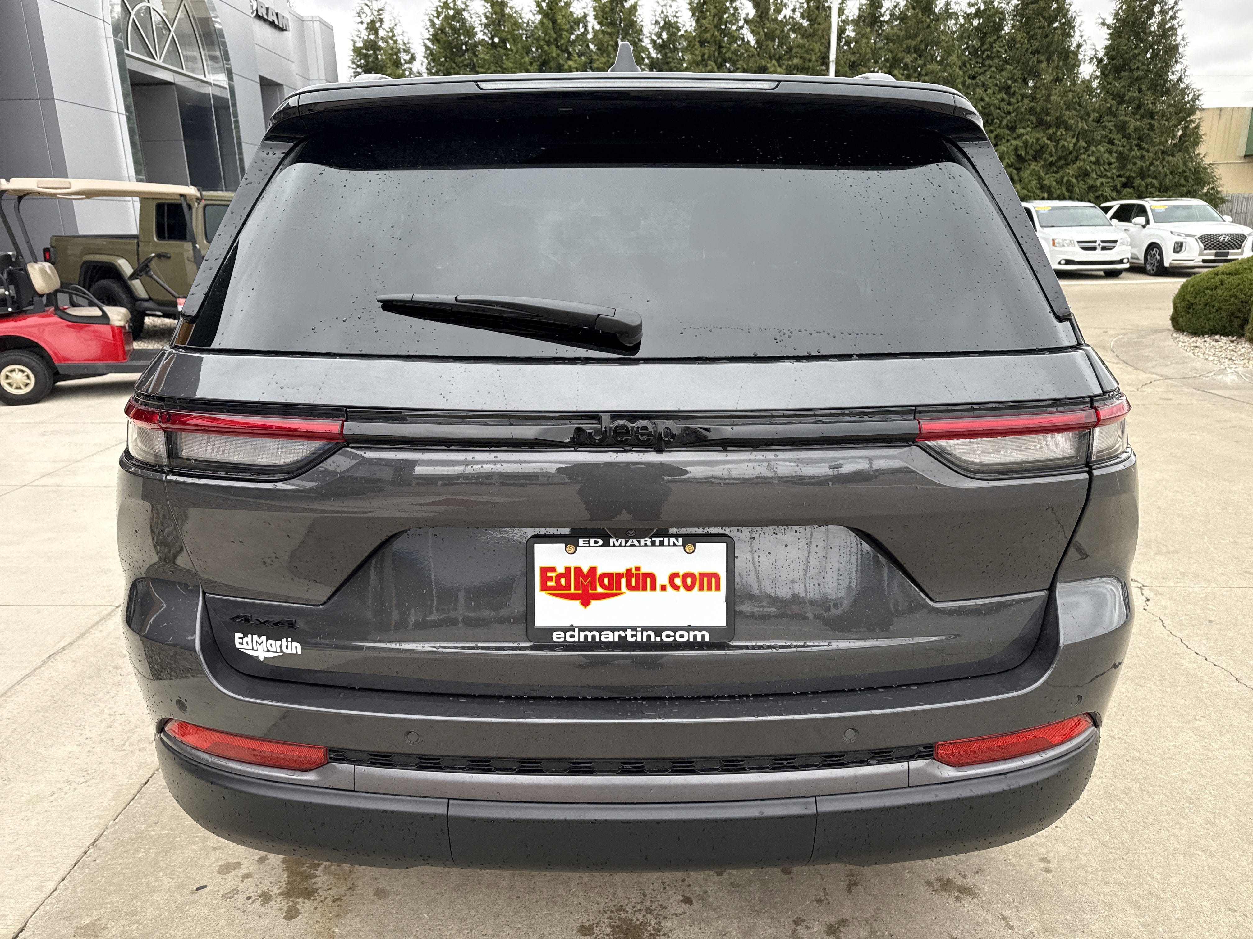 2026 Jeep Grand Cherokee Laredo Altitude 4x4