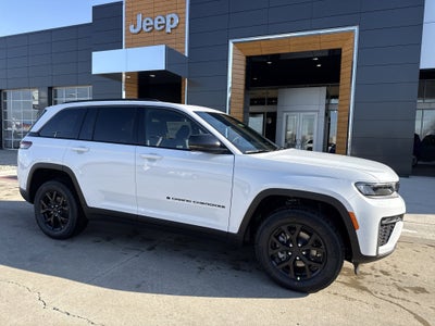 2026 Jeep Grand Cherokee Laredo Altitude 4x4