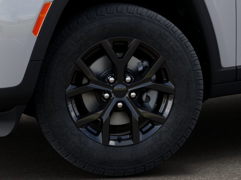 2026 Jeep Grand Cherokee Laredo Altitude 4x4