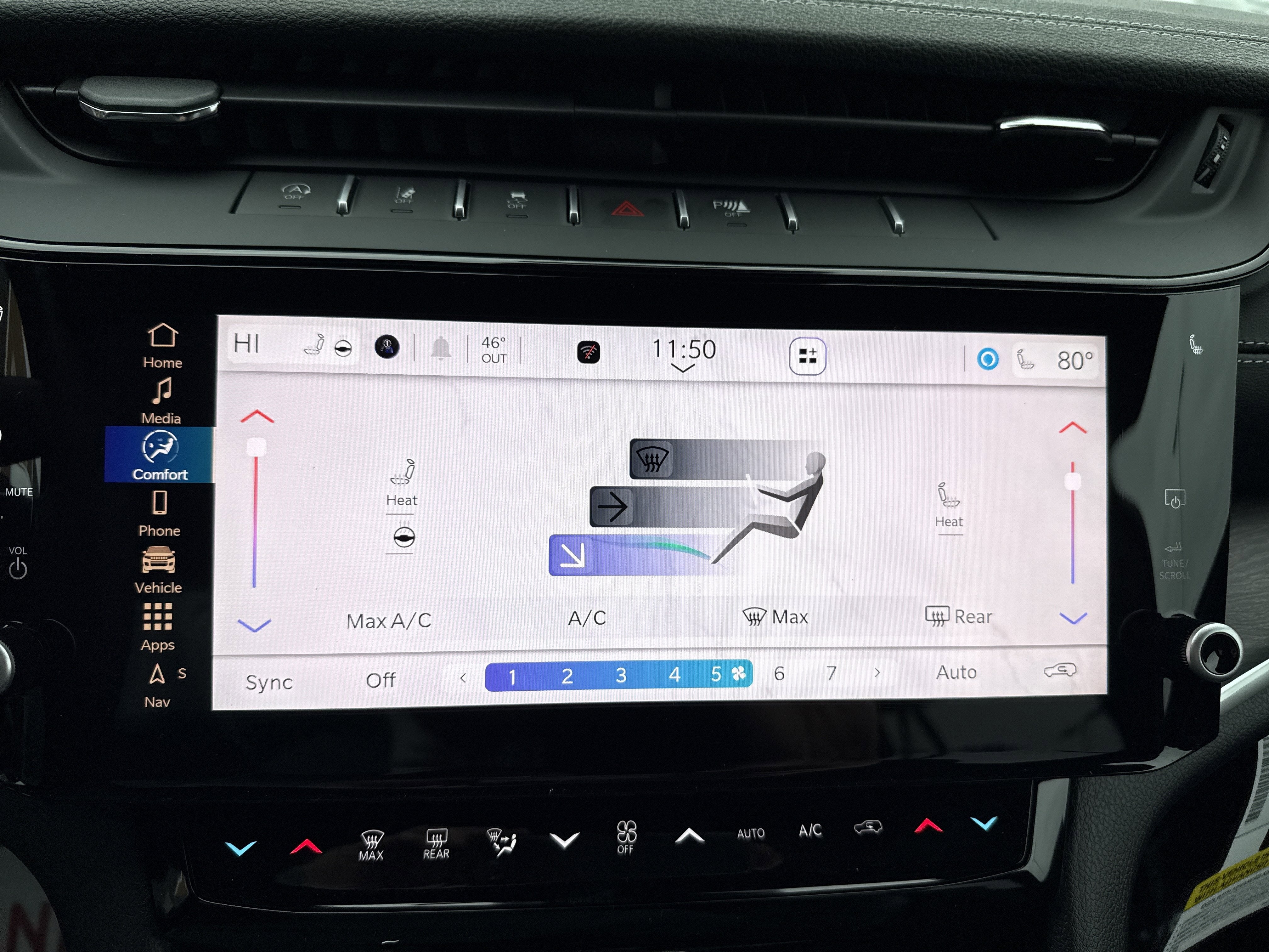 2026 Jeep Grand Cherokee Laredo Altitude 4x4