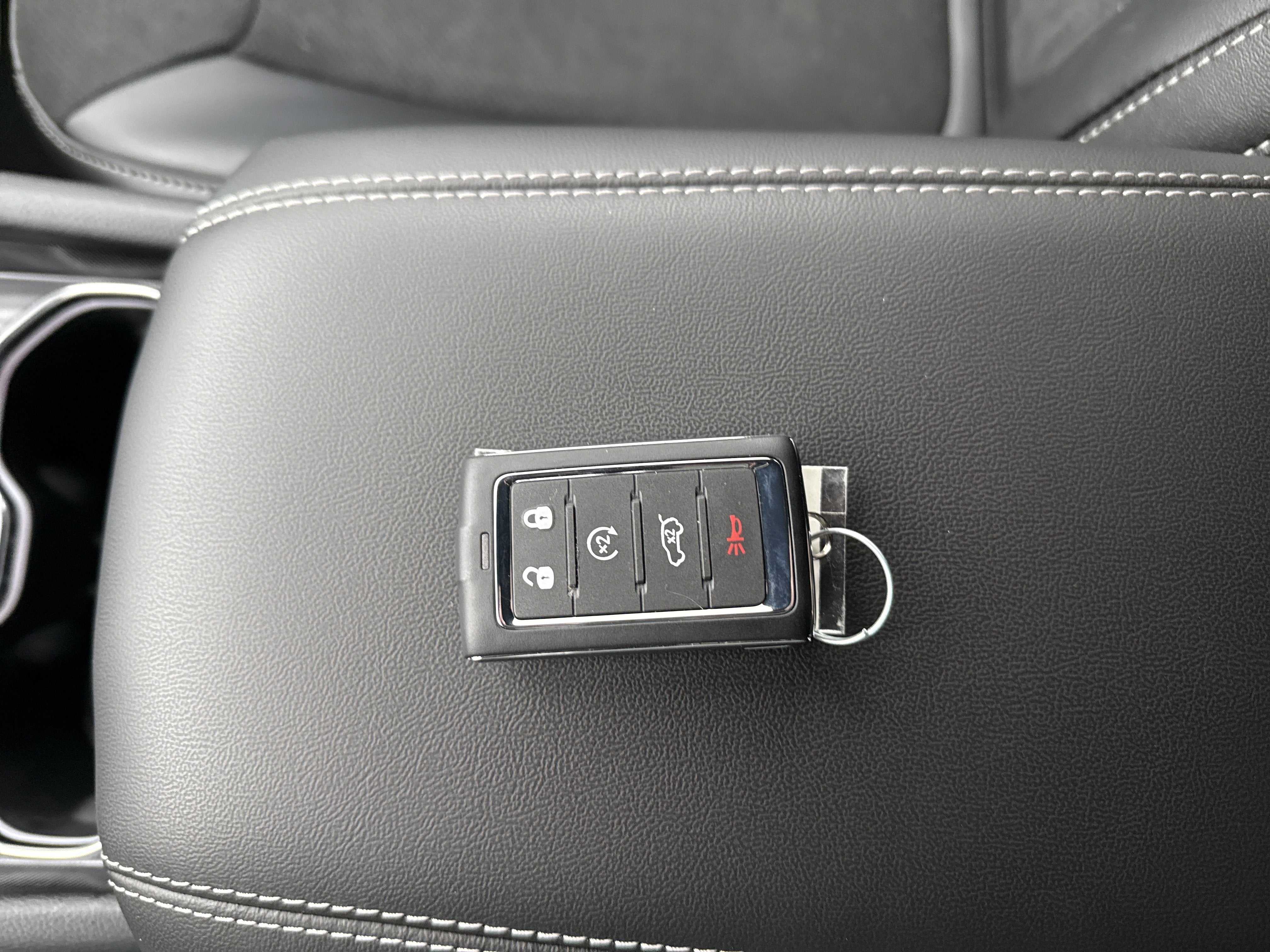 2026 Jeep Grand Cherokee Laredo Altitude 4x4