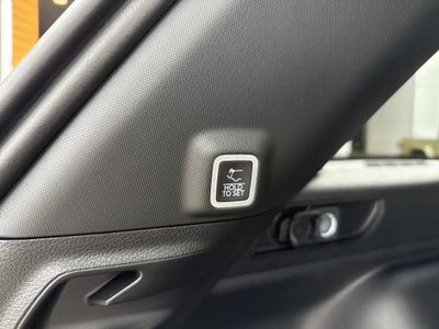 2026 Jeep Grand Cherokee Laredo Altitude 4x4