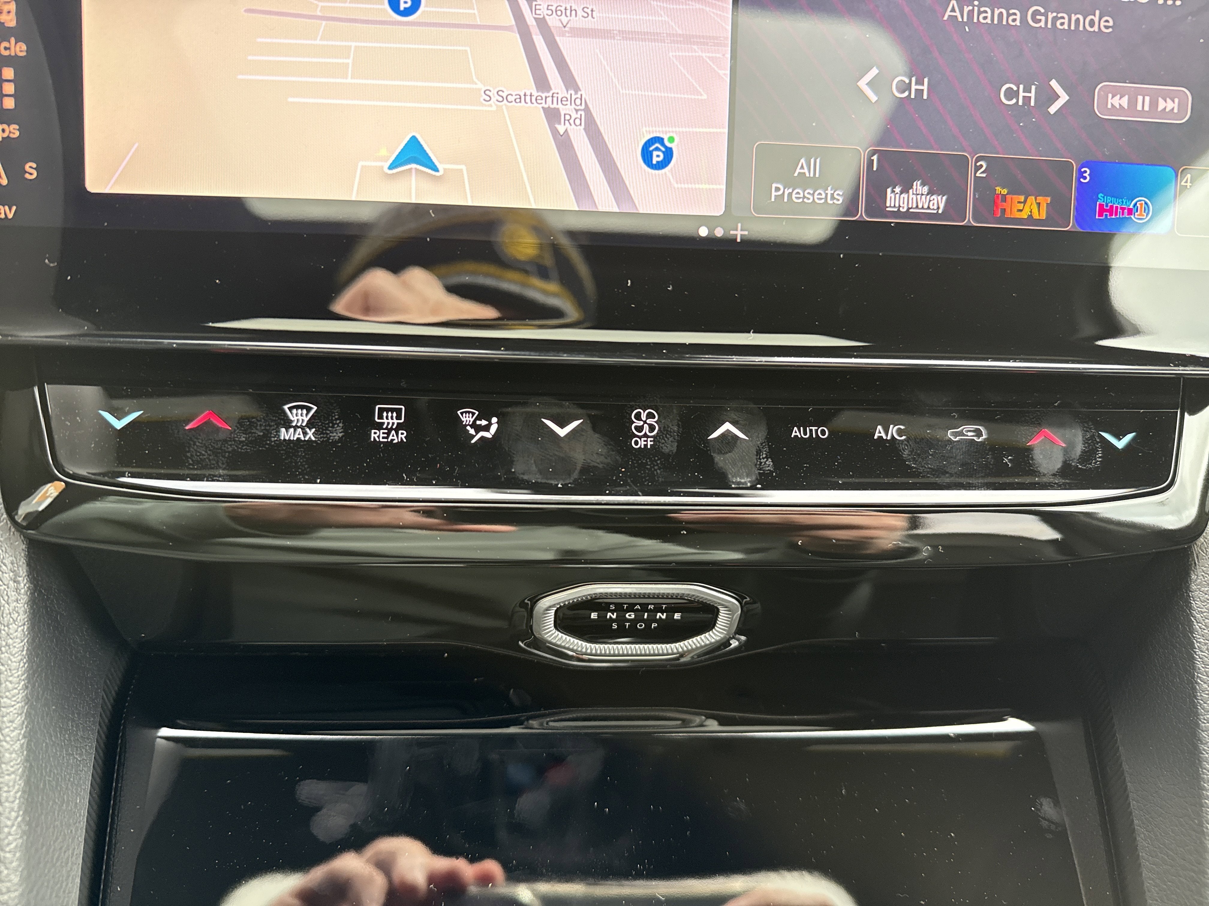 2026 Jeep Grand Cherokee Laredo Altitude 4x4